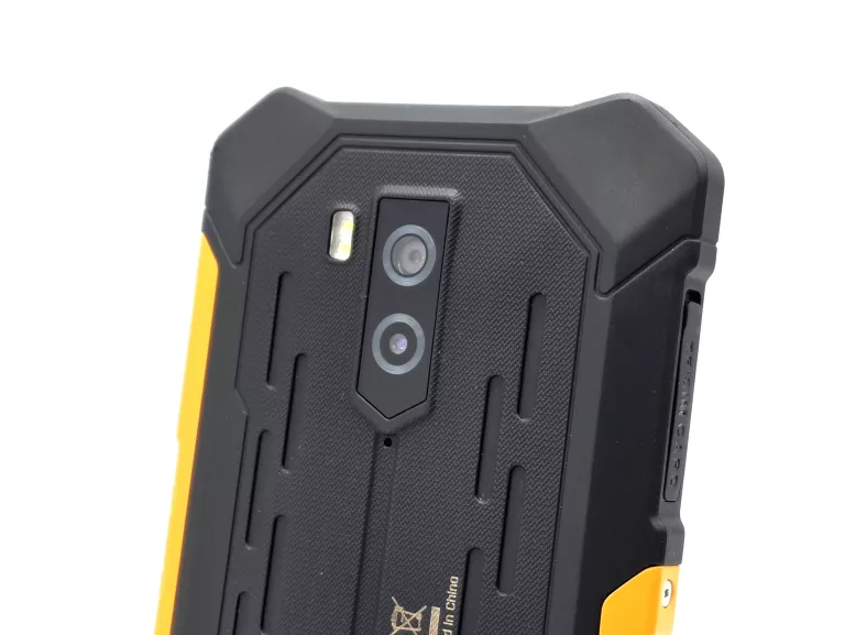 hammer-iron-3-3g-1gb16gb-pomaranczowy-kod-producenta-tel000522