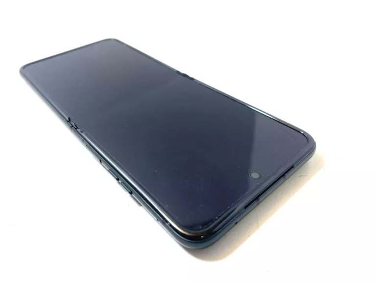 telefon-motorola-moto-razr-40-8256gb-pamiec-ram-202865-214113