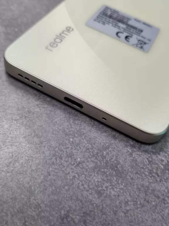 telefon-realme-c75-8256-ean-gtin-6941764450035