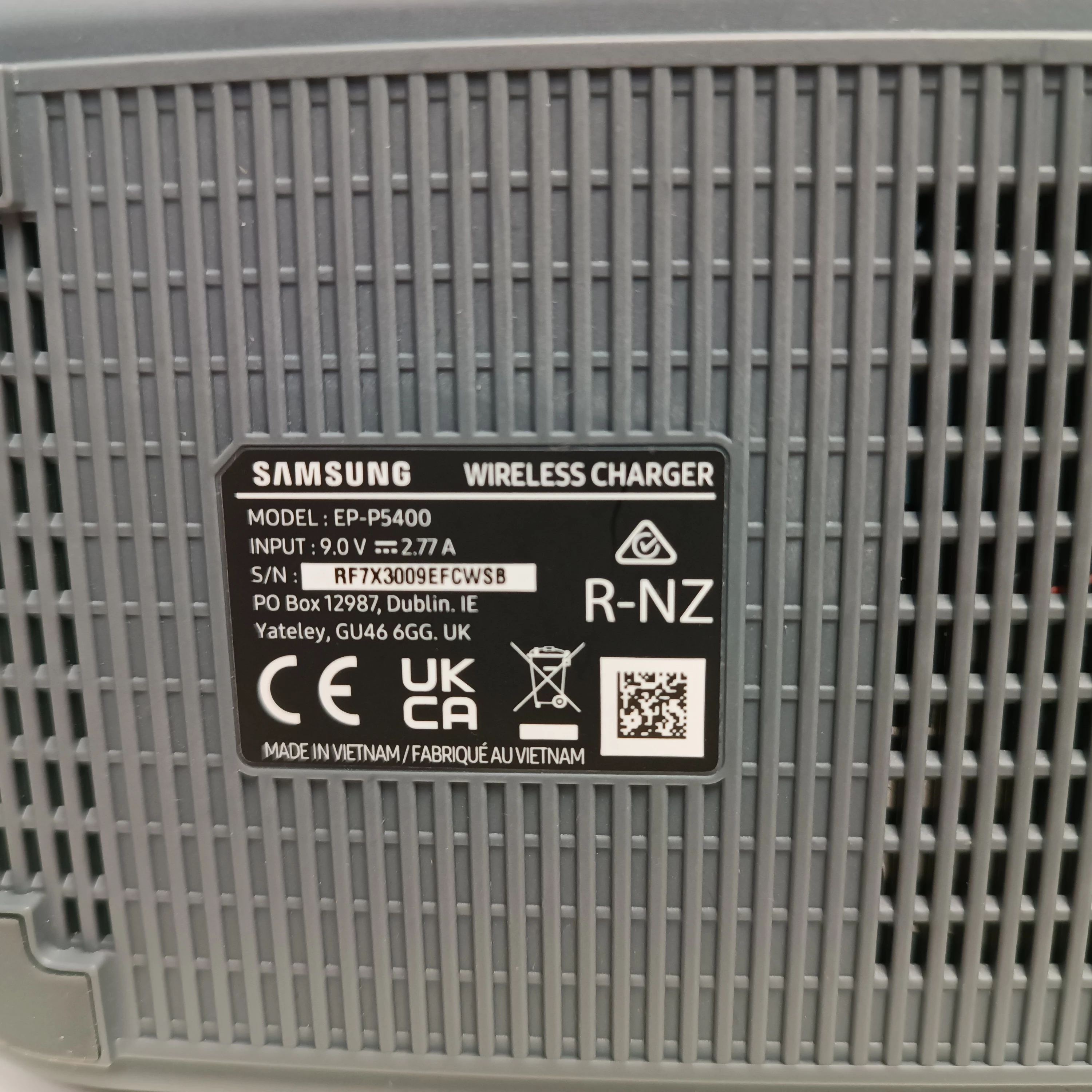 ladowarka-bezprzewodowa-indukcyjna-samsung-duo-ep-p5400-liczba-urzadzen-ladowanych-jednoczesnie-2