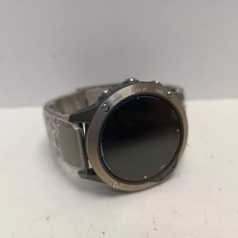 smartwatch-garmin-quatix-6-titanium-sapphire-osiedle-teatralne-3u15-krakow