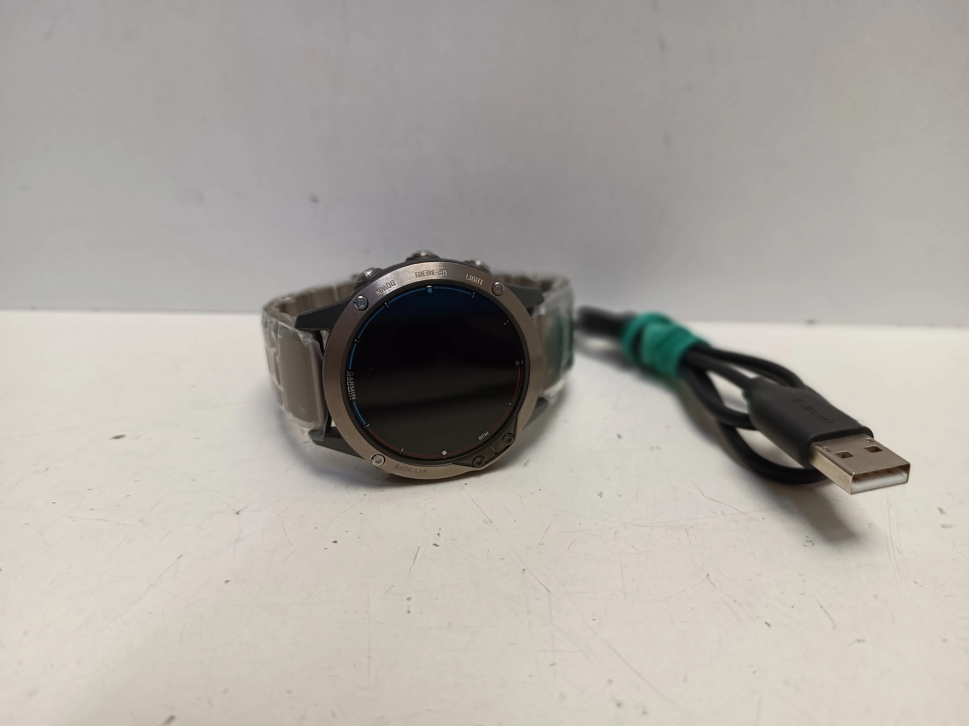 smartwatch-garmin-quatix-6-titanium-sapphire-stan-11323-2