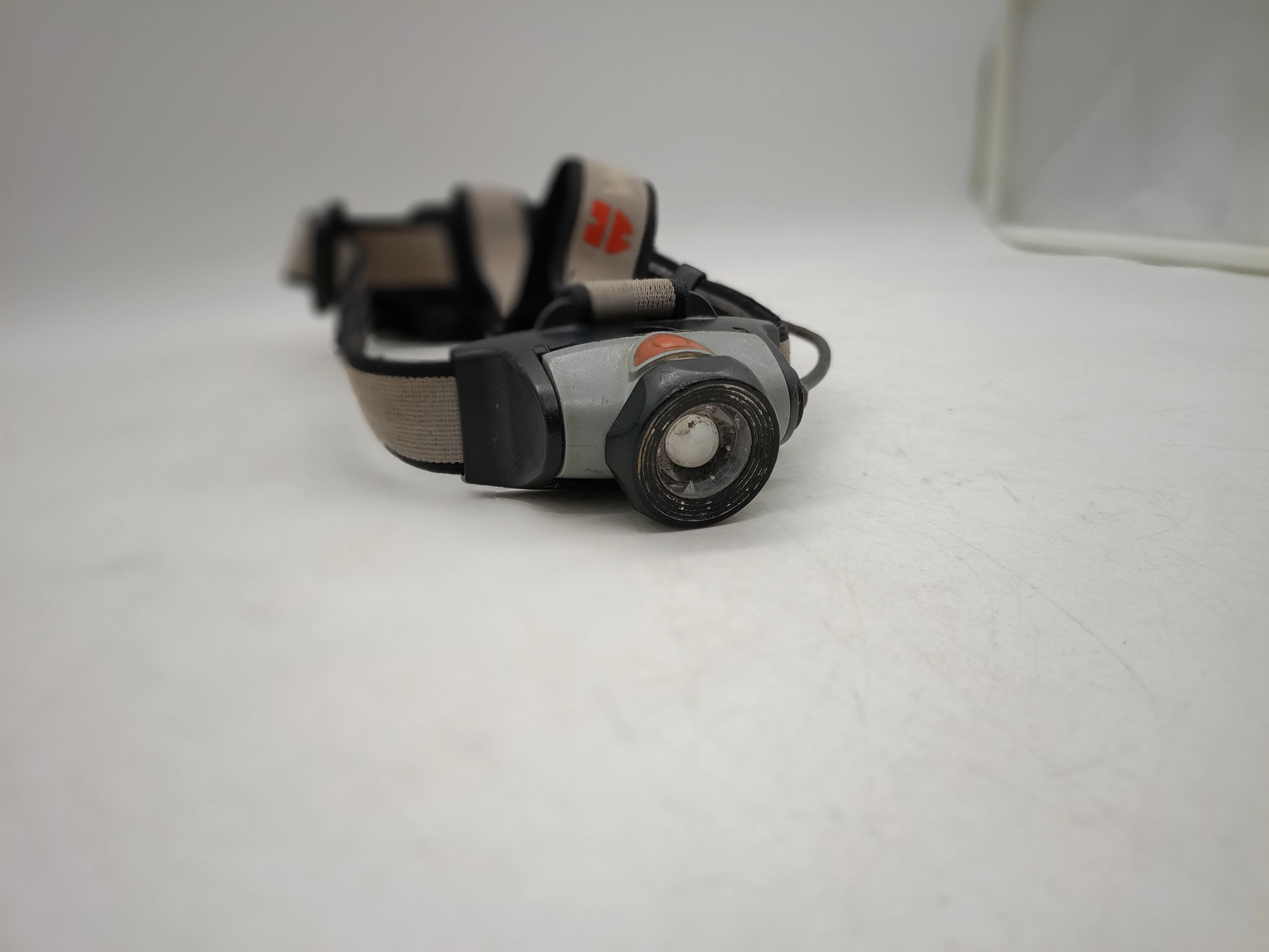 latarka-czolowa-wurth-wh3hr-sikorskiego-1-starogard-gdanski