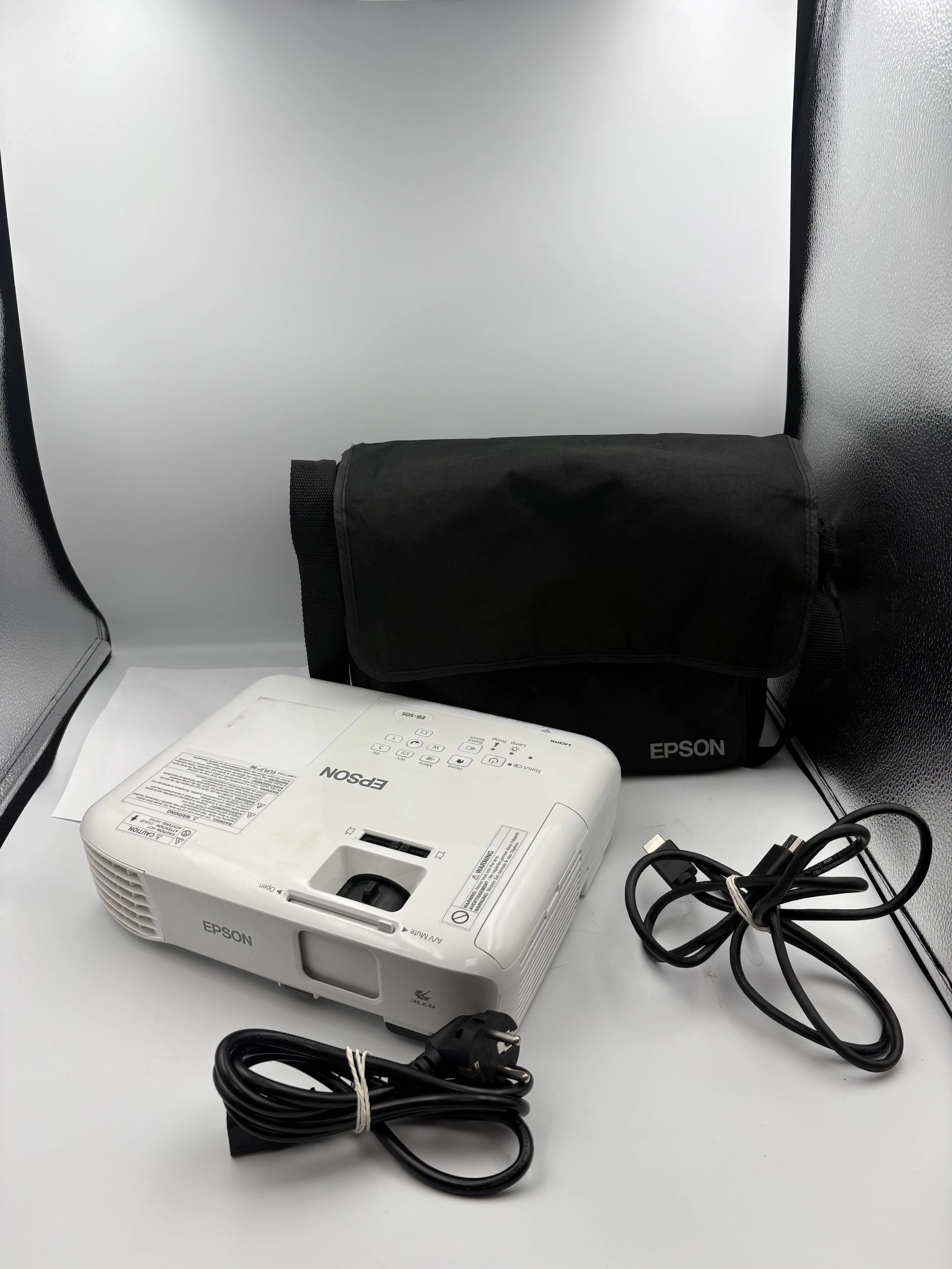 projektor-lcd-epson-eb-s05-bialy-przyjaciol-zolnierza-4-szczecin