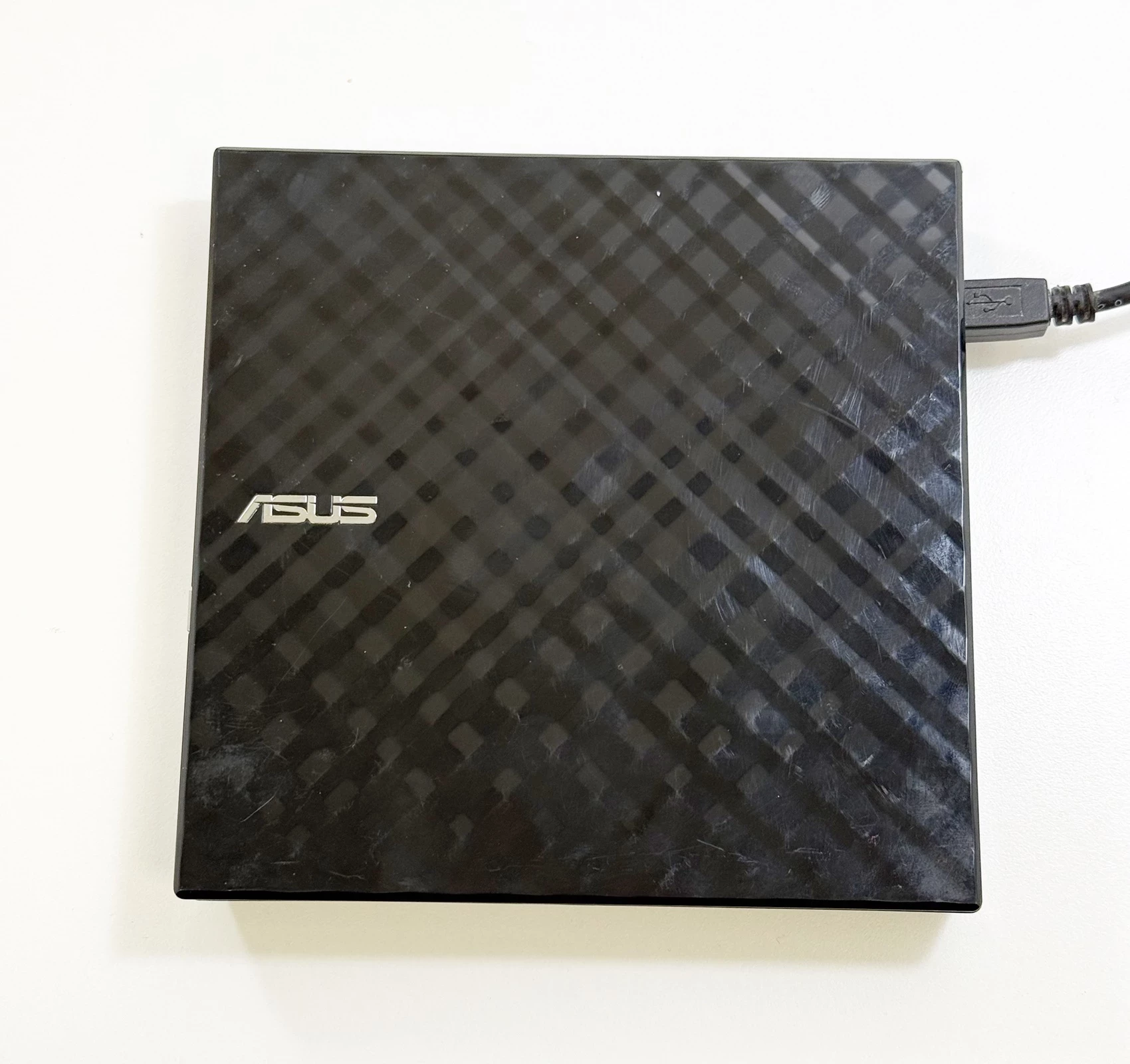 zewnetrzna-nagrywarka-dvd-asus-sdrw-08d2s-u-ean-gtin-4716659385066