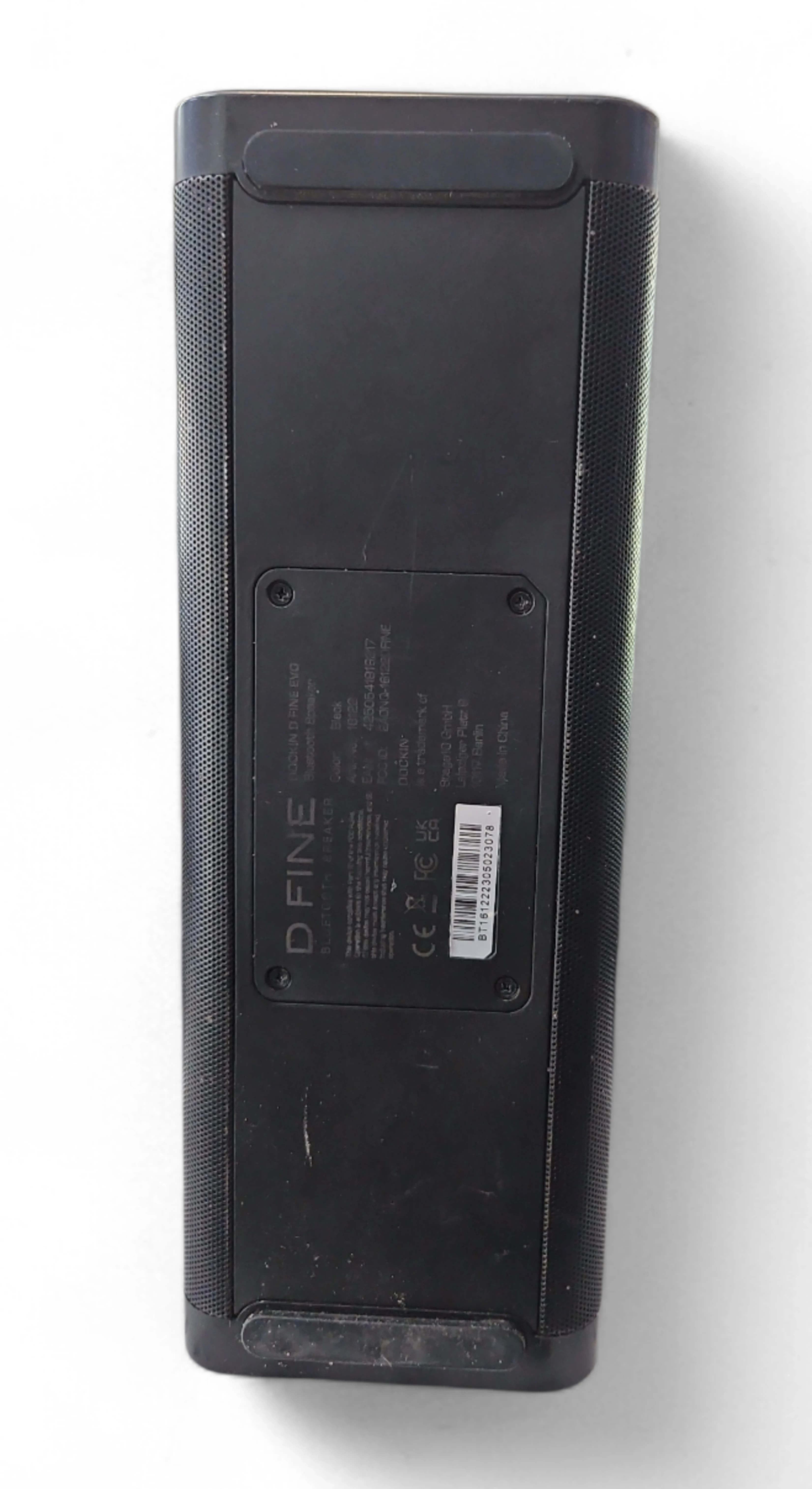 glosnik-przenosny-dockin-d-fine-czarny-50-w-stan-11323-2