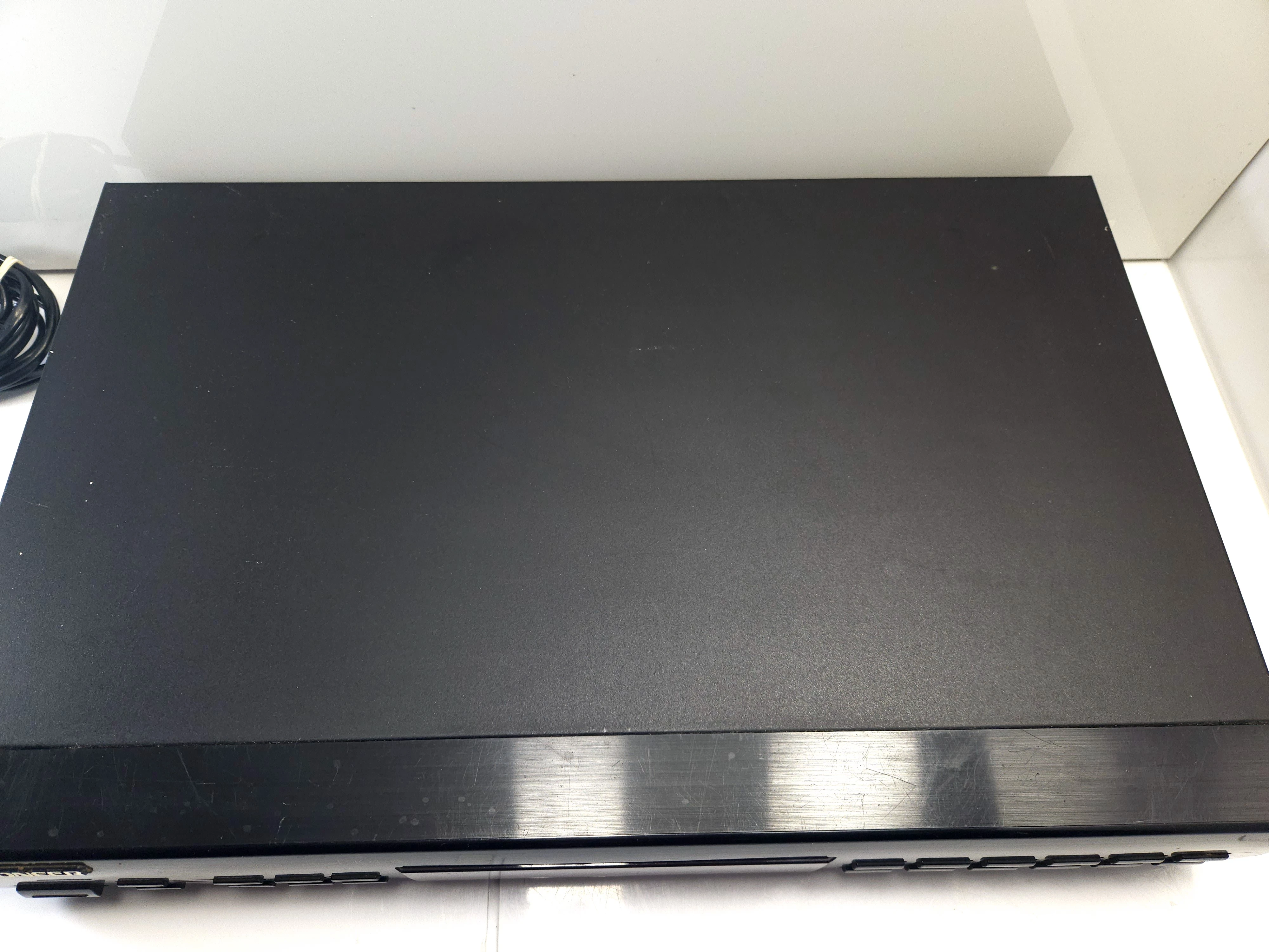 tuner-radiowy-pioneer-f-104-opis-kolor-718-1