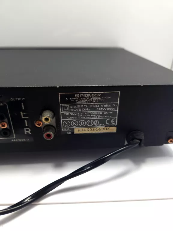 tuner-radiowy-pioneer-f-104-opis-model-f-104