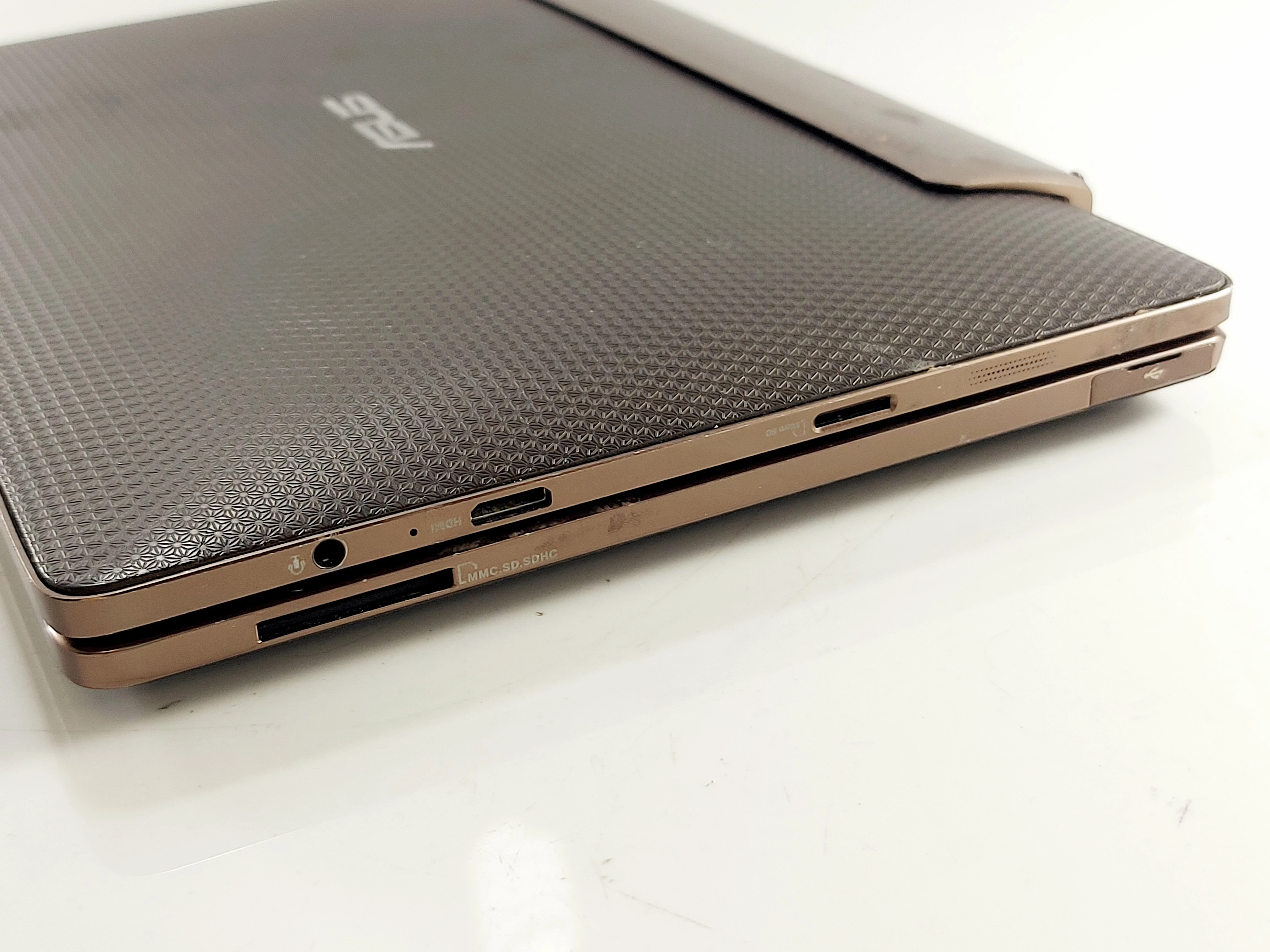 laptoptablet-asus-tf101-64gb-system-operacyjny-16332-1