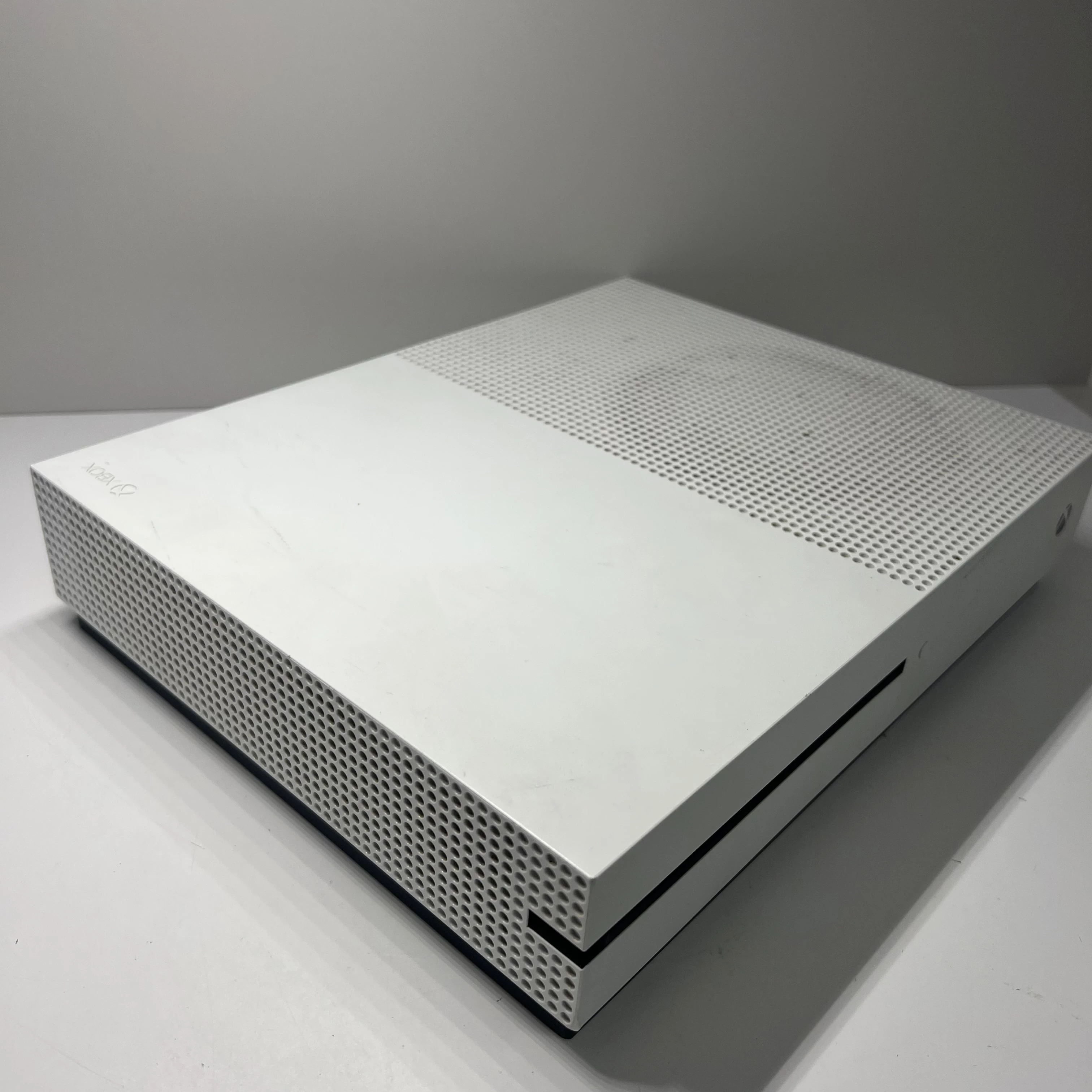 konsola-xbox-one-s-500-gbgraokablowanie-stan-11323-2