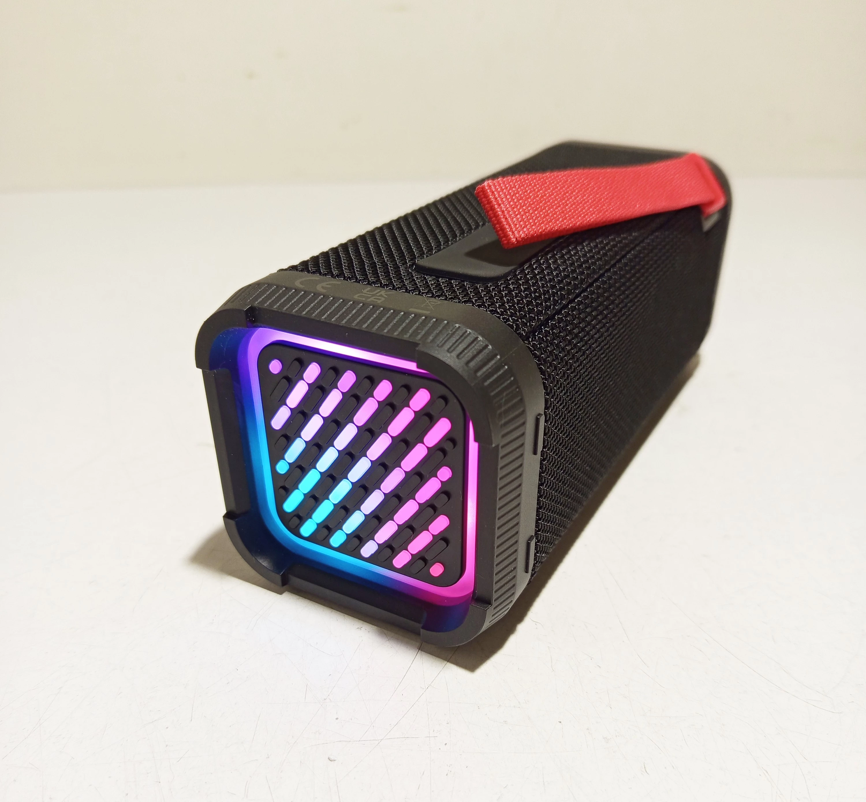 philips-glosnik-bezprzewodowy-s2000b-funkcje-221089-256