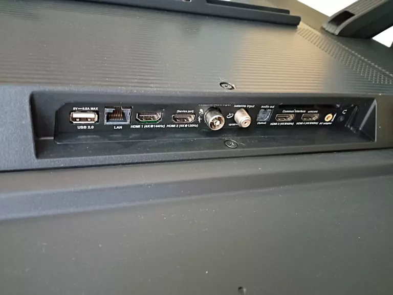 telewizor-tcl-65c735-65-qled-4k-uhd-smart-tv-dvb-t2-typ-telewizora-211486-299489