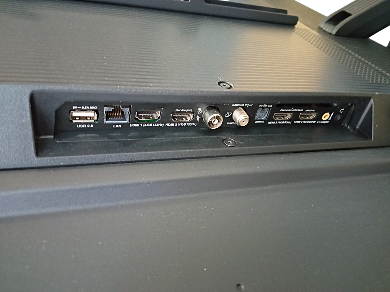 telewizor-tcl-65c735-65-qled-4k-uhd-smart-tv-dvb-t2-typ-telewizora-211486-299489