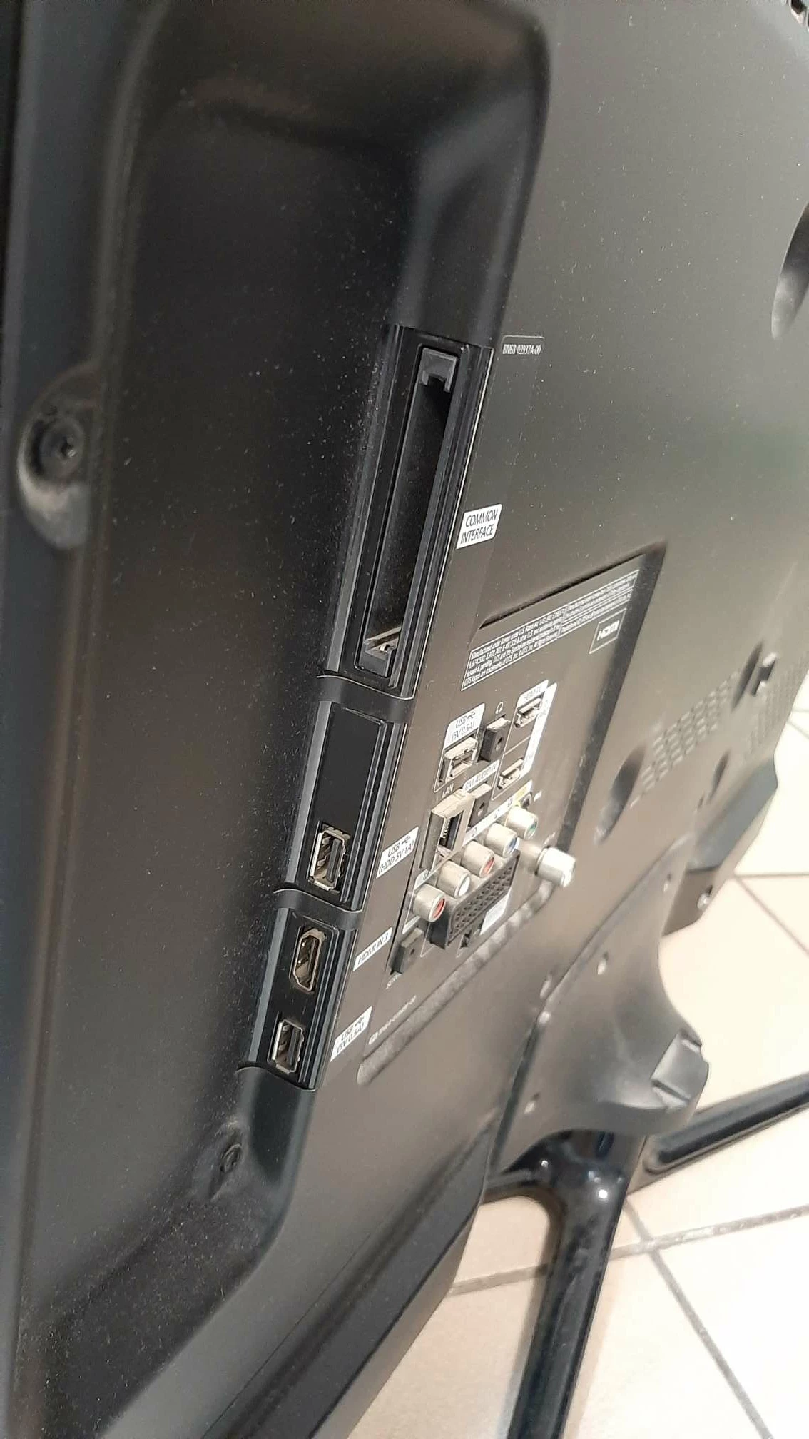 telewizor-samsung-ue40es6100w-odbior-osobisty-kod-producenta-ue40es6100