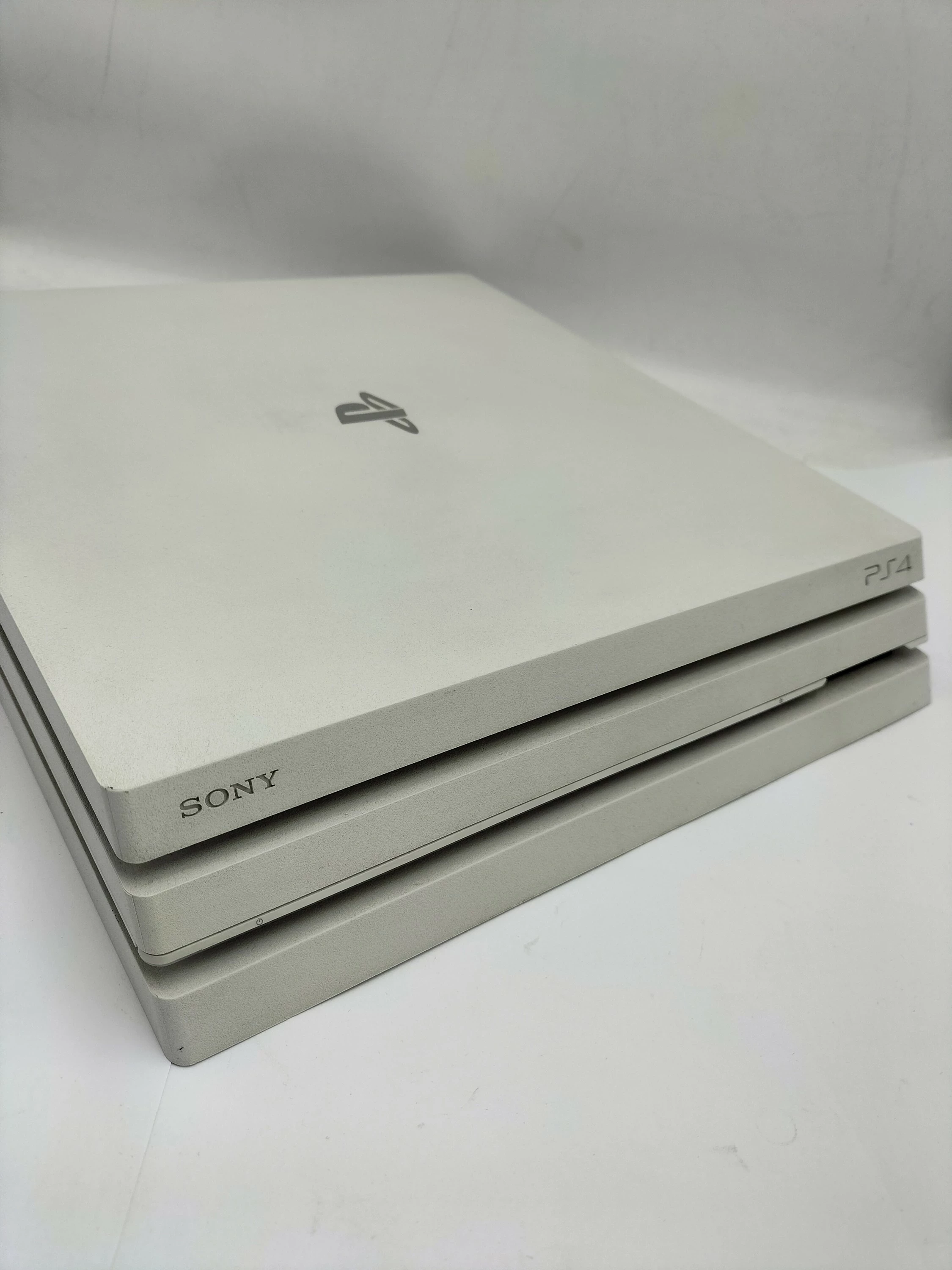 konsola-ps4-pro-1tb-cuh-7016b-2x-pad-4x-gra-super-stan-kod-producenta-711719347774