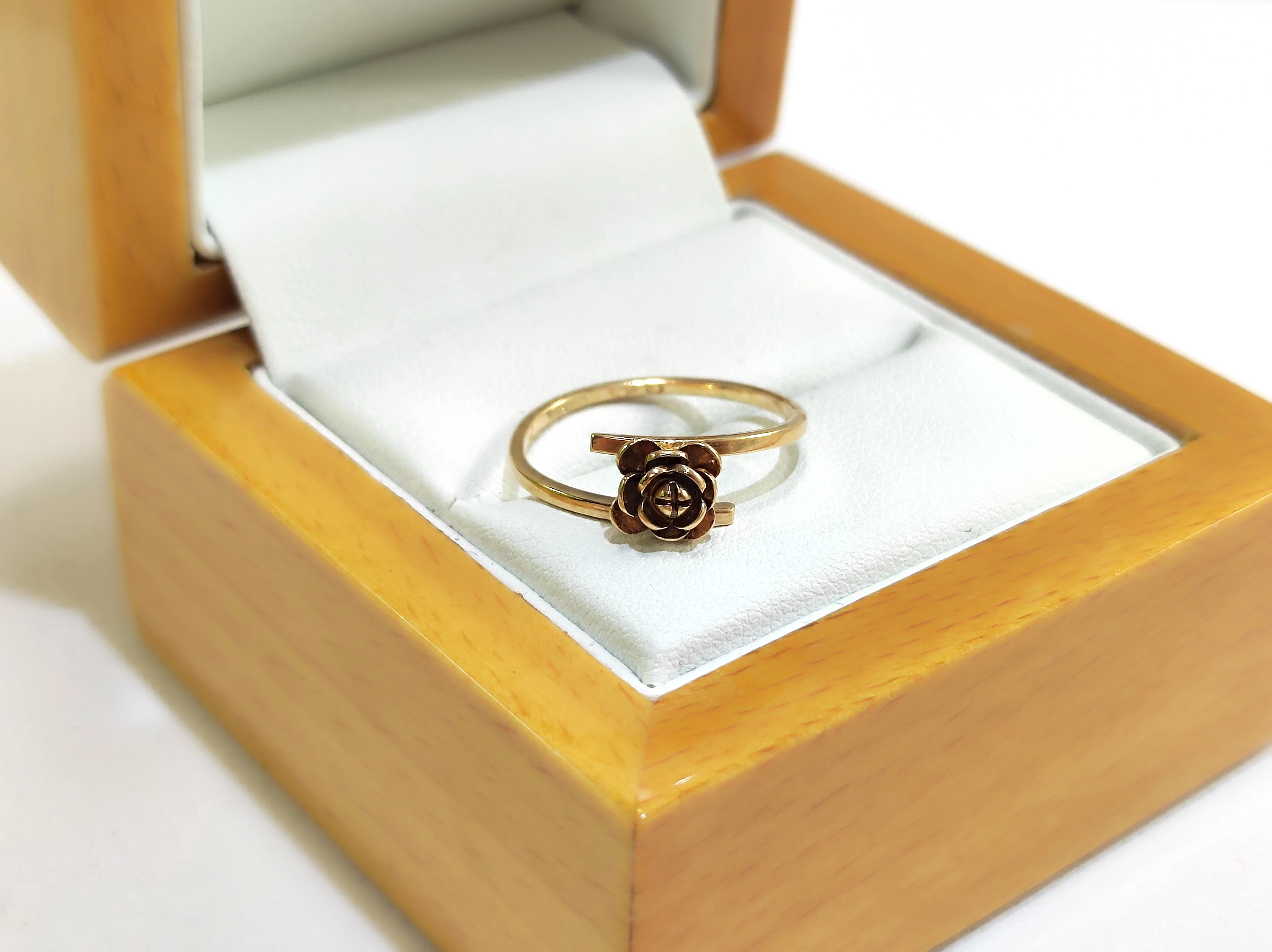 zloty-pierscionek-roza-585-152g-r11-stan-11323-2