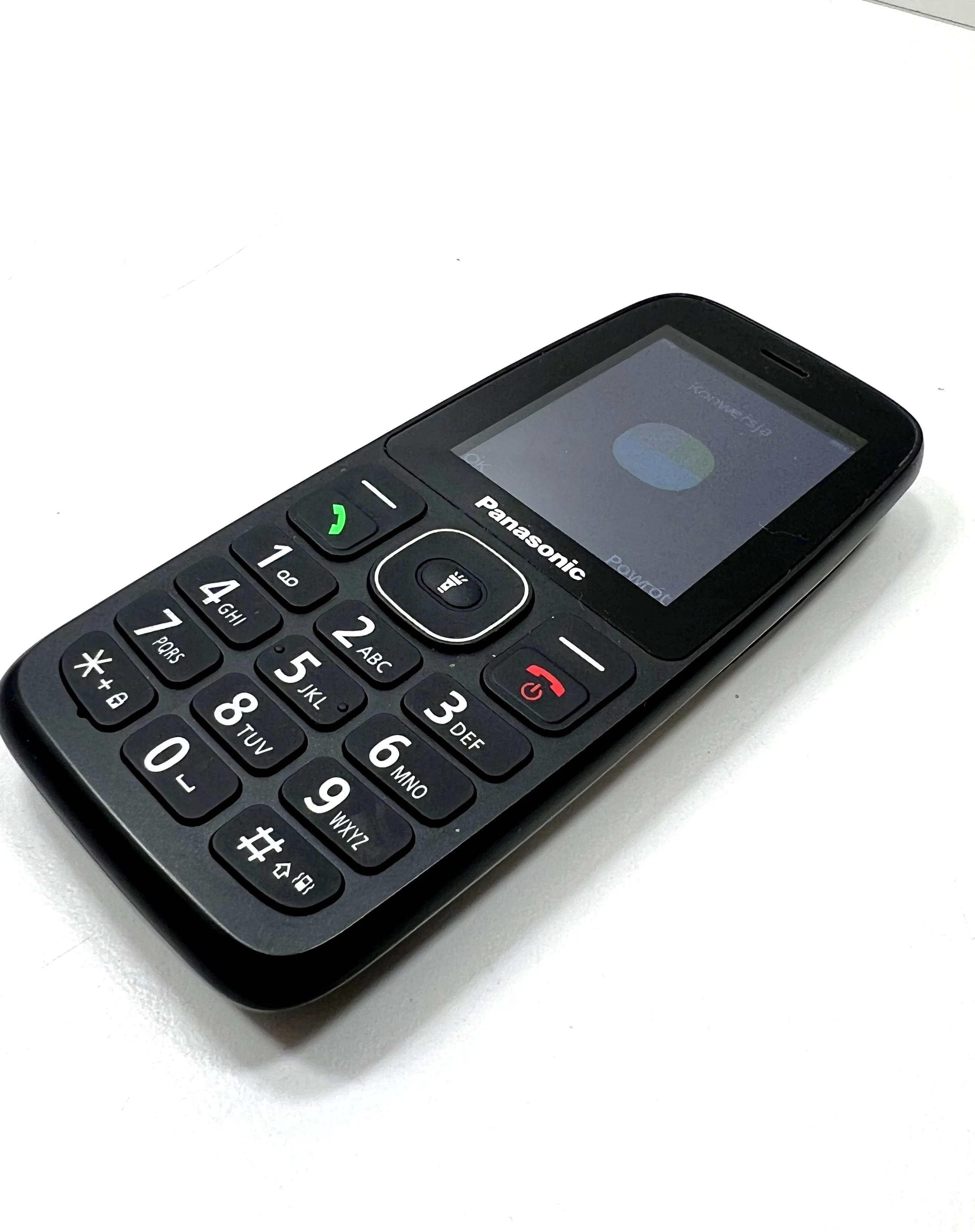 telefon-komorkowy-panasonic-kx-tu446exb-4-mb-32-gb-4g-lte-czarny-przekatna-ekranu-240