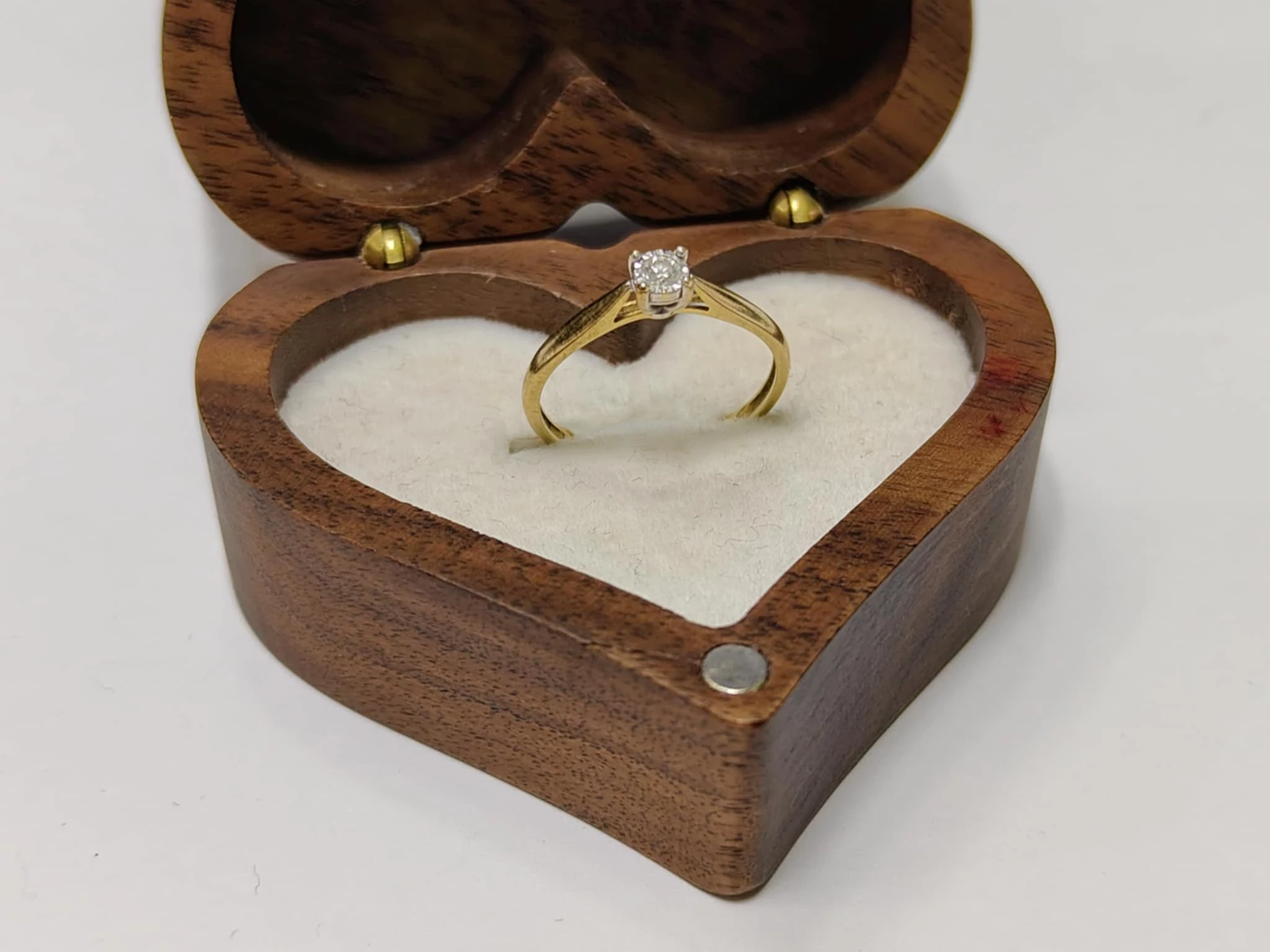 delikatny-zloty-pierscionek-8-k-rozmiar-11-waga-096-zl-cyrkonia-stan-11323-2