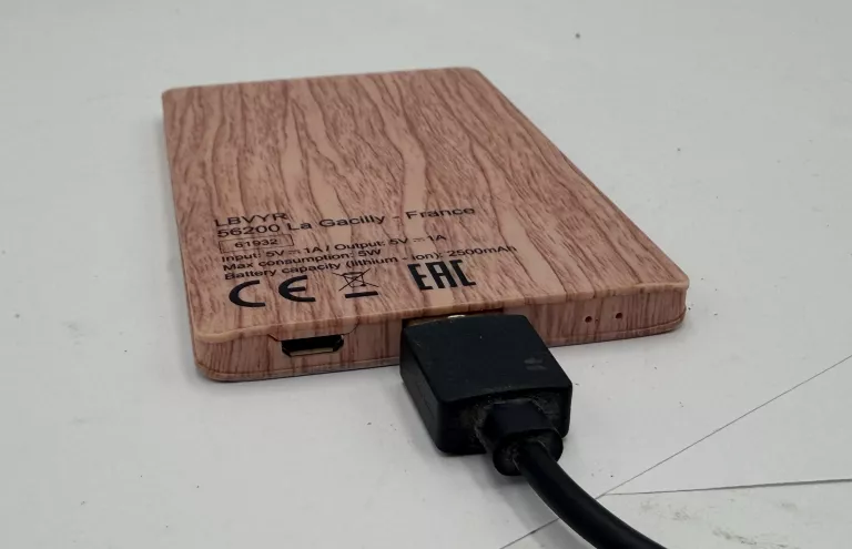 powerbank-2500mah-kabel-stan-11323-2