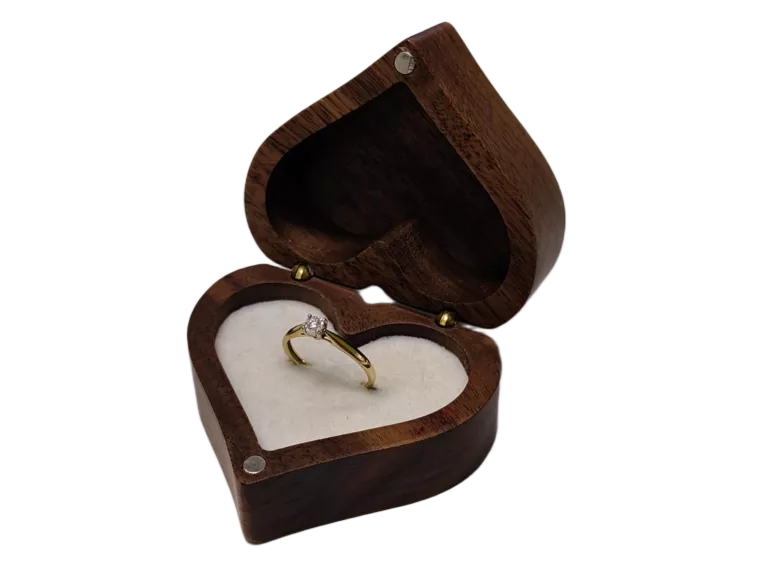 delikatny-zloty-pierscionek-8-k-rozmiar-11-waga-096-zl-cyrkonia-rodzaj-2205-2