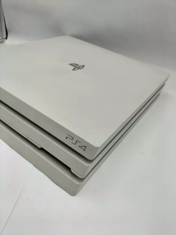 konsola-ps4-pro-1tb-cuh-7016b-2x-pad-4x-gra-super-stan-wersja-130590-3