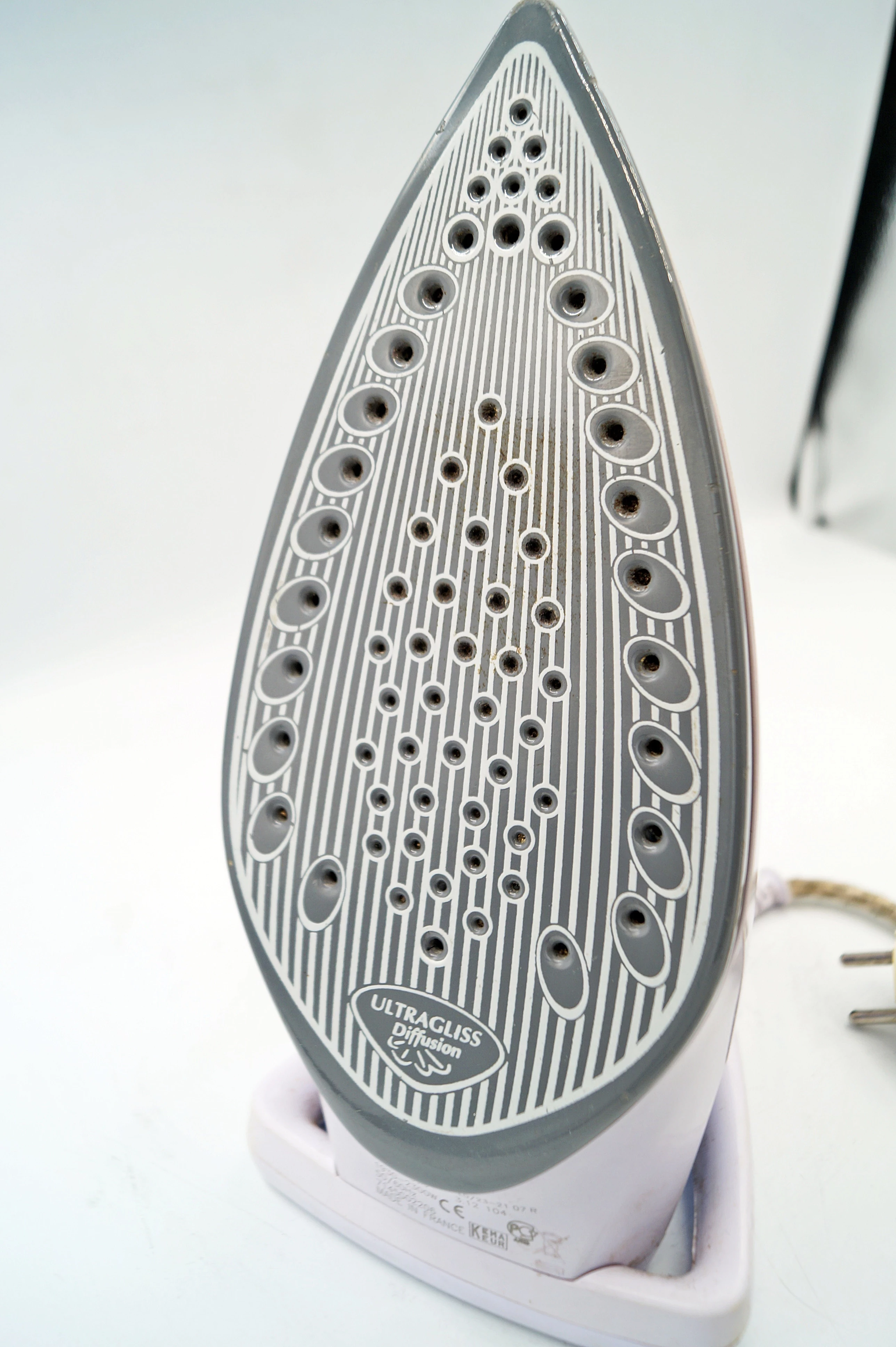 zelazko-tefal-aquaspeed-155-2300-w-kolor-dominujacy-129357-2