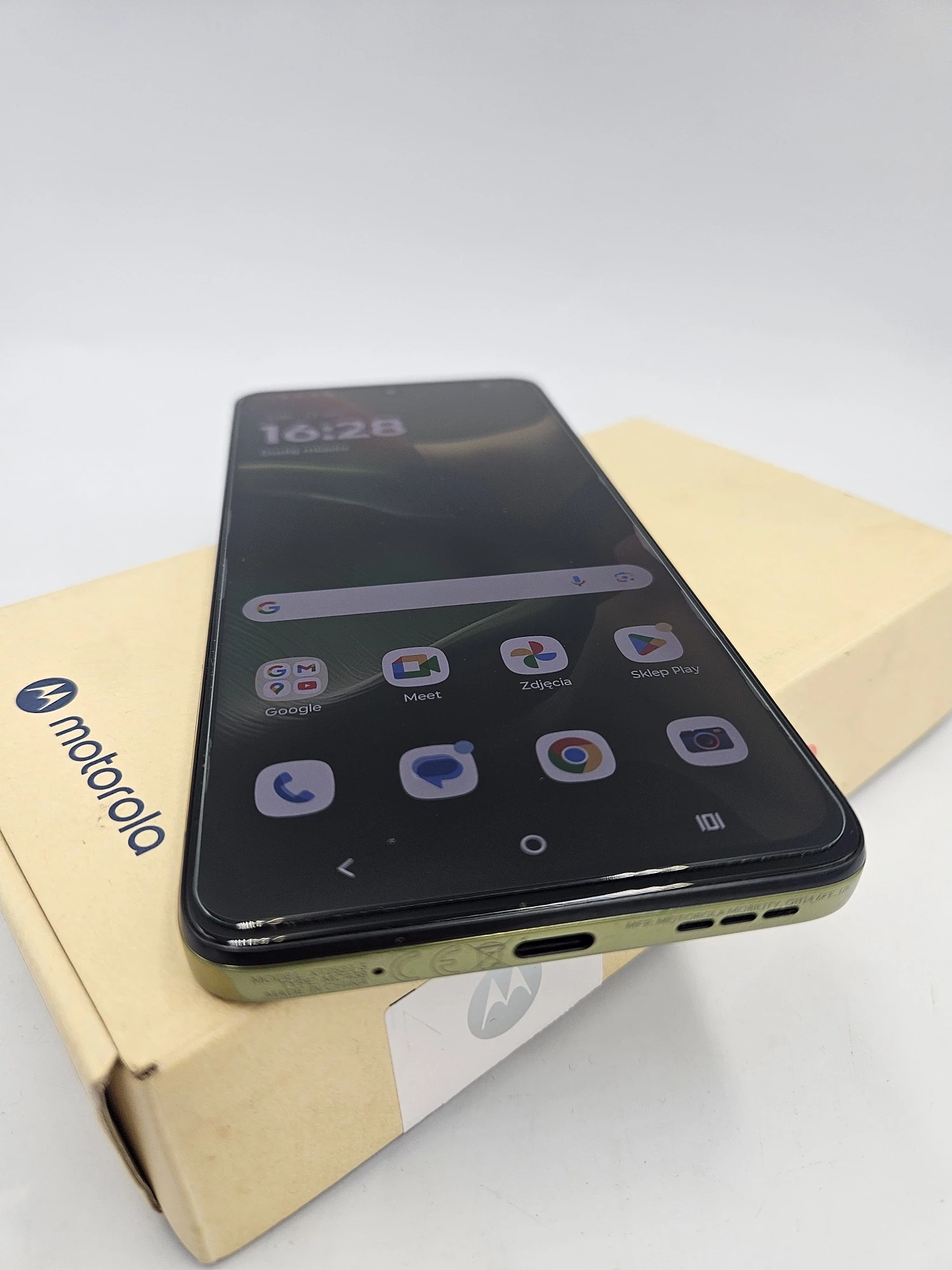 telefon-motorola-moto-g15-xt2521-3-8128-green-wbudowana-pamiec-202869-214189