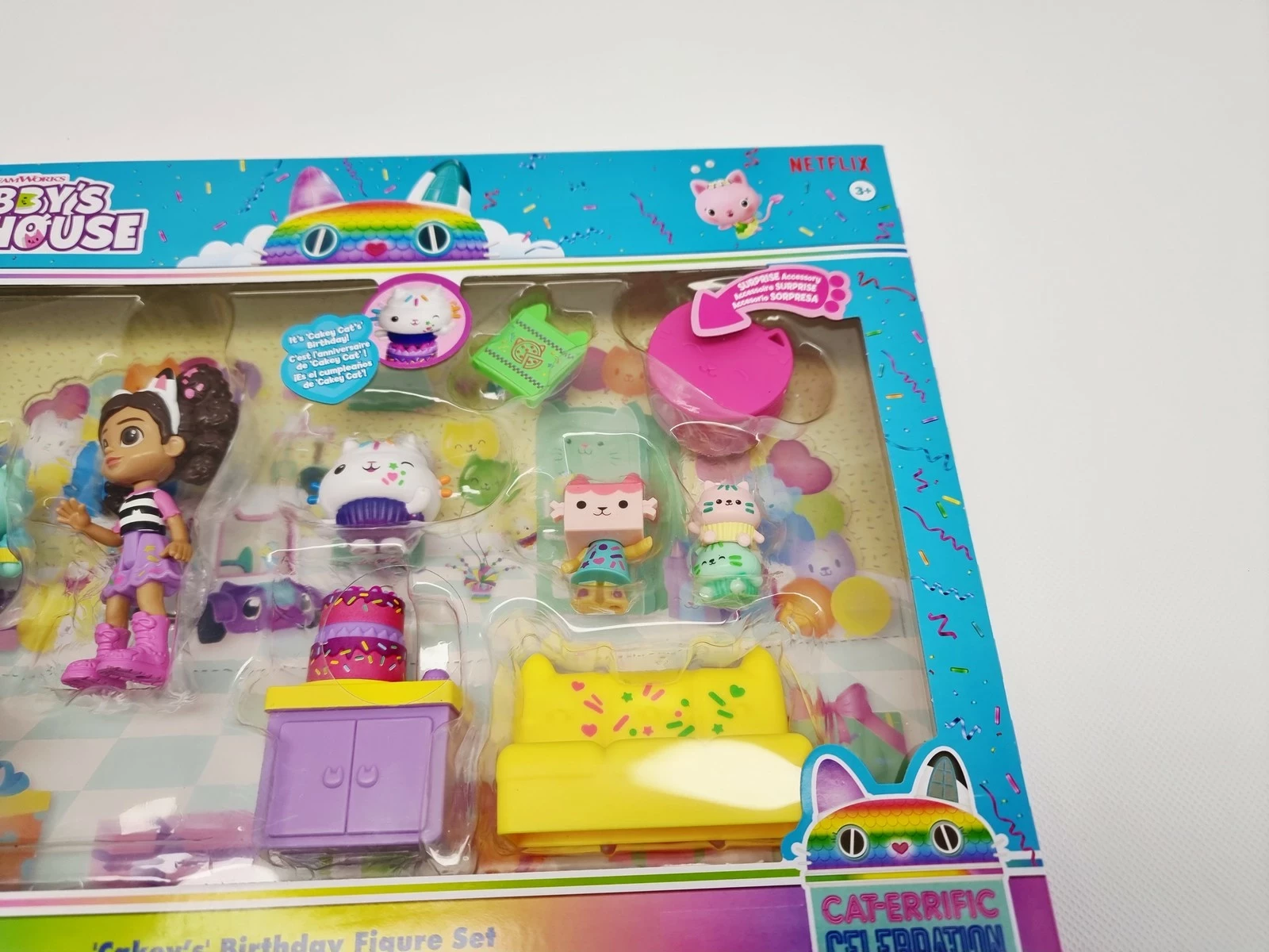 koci-domek-gabi-zestaw-urodzinowy-cakey-cat-gabbys-dollhouse-figurki-stan-11323-238058