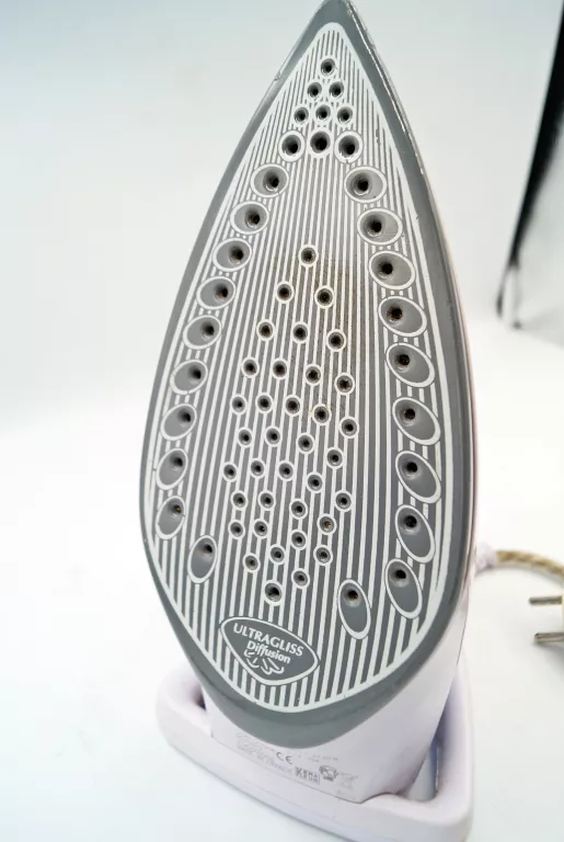 zelazko-tefal-aquaspeed-155-2300-w-kolor-dominujacy-129357-2