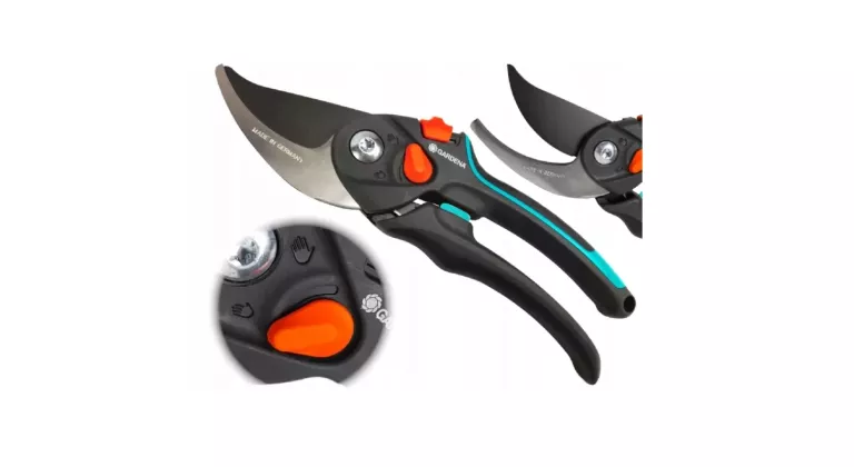 sekator-premiumcut-dwuostrzowy-srednica-ciecia-24-mm-gardena-12252-20-marka-248811-950485