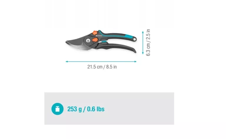 sekator-premiumcut-dwuostrzowy-srednica-ciecia-24-mm-gardena-12252-20-stan-11323-1