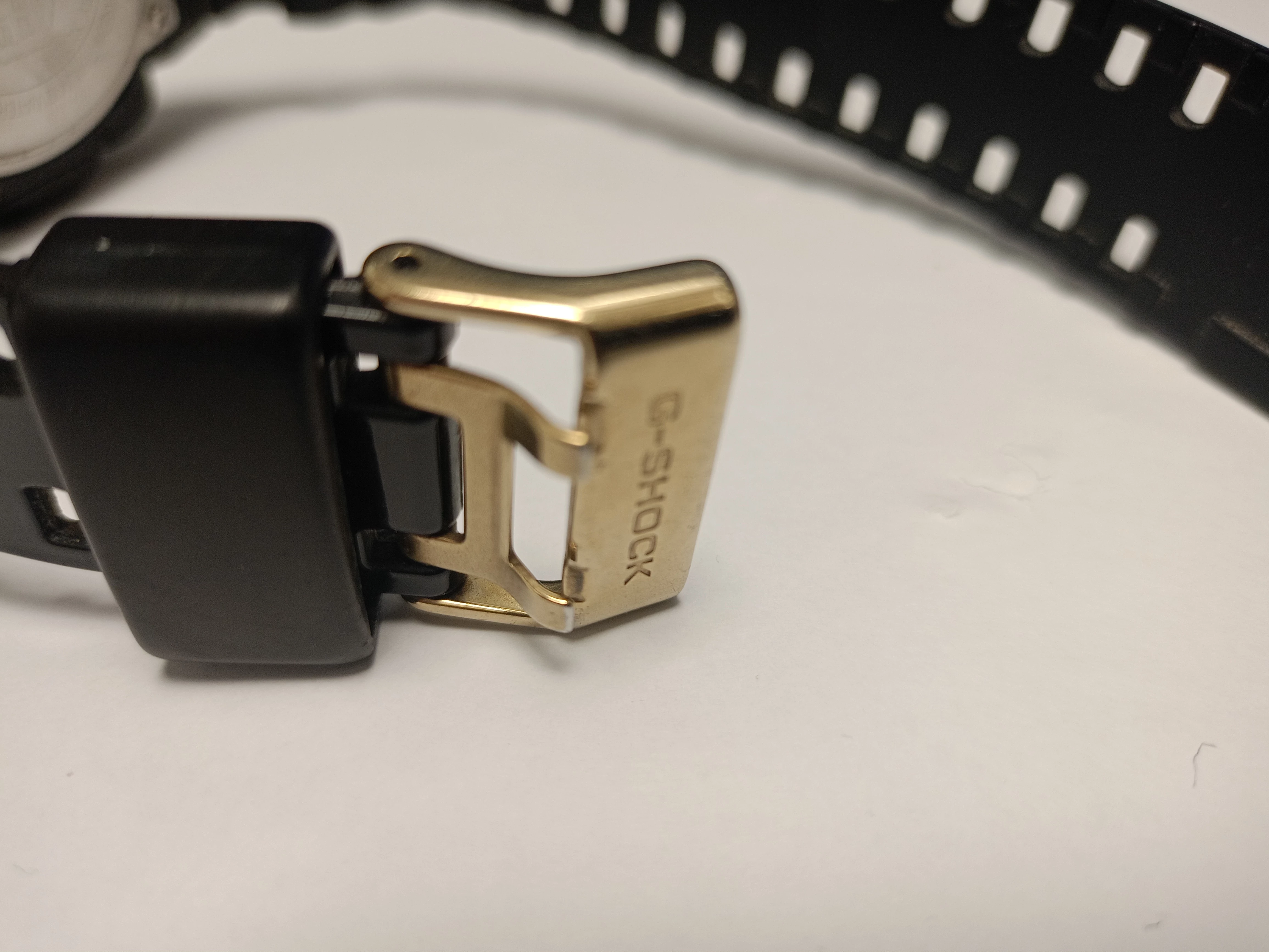 zegarek-g-shock-casio-5522-material-paska-129219-3