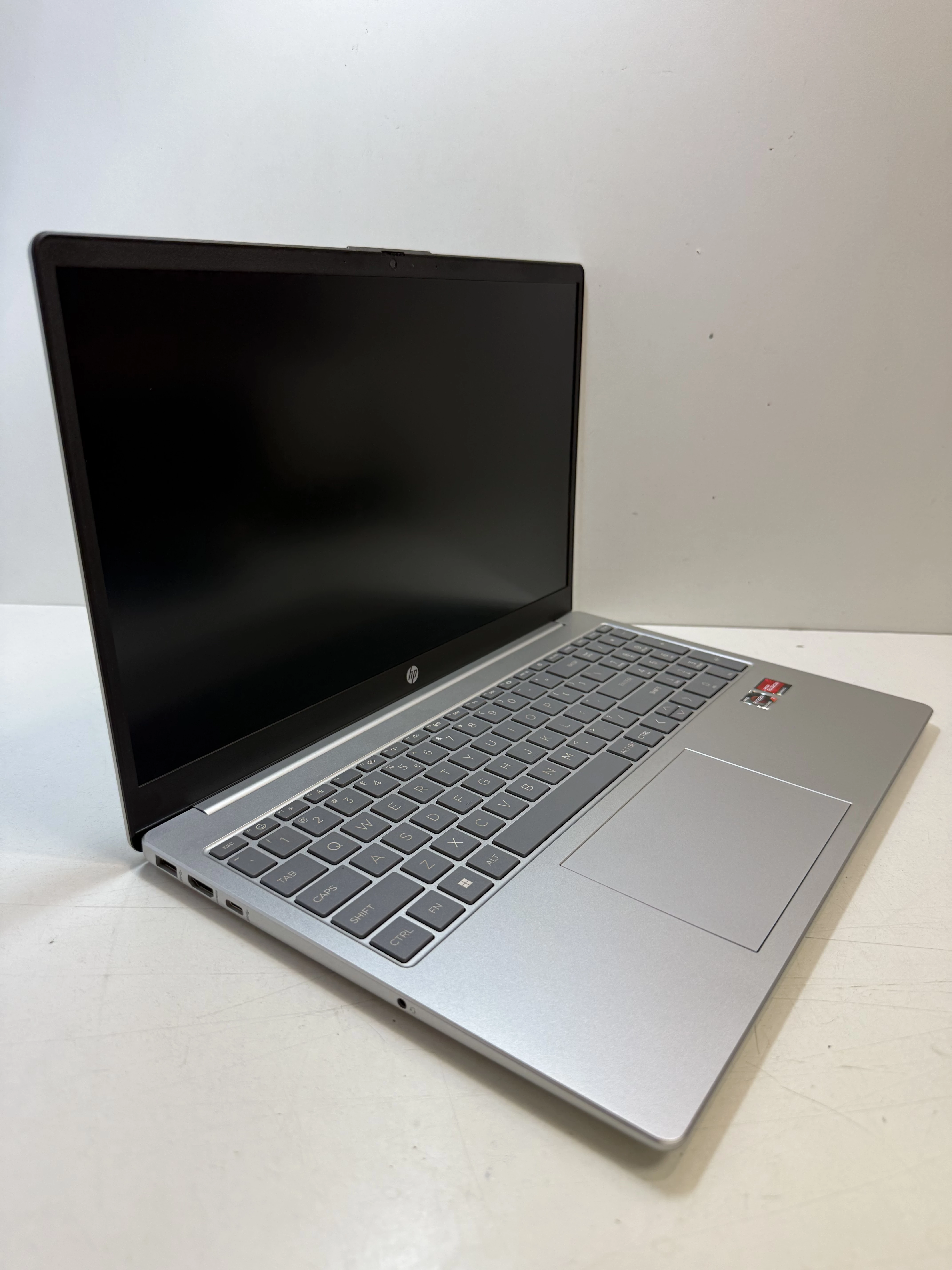 laptop-hp-15-fc0026nw-rozdzielczosc-px-4474-211457