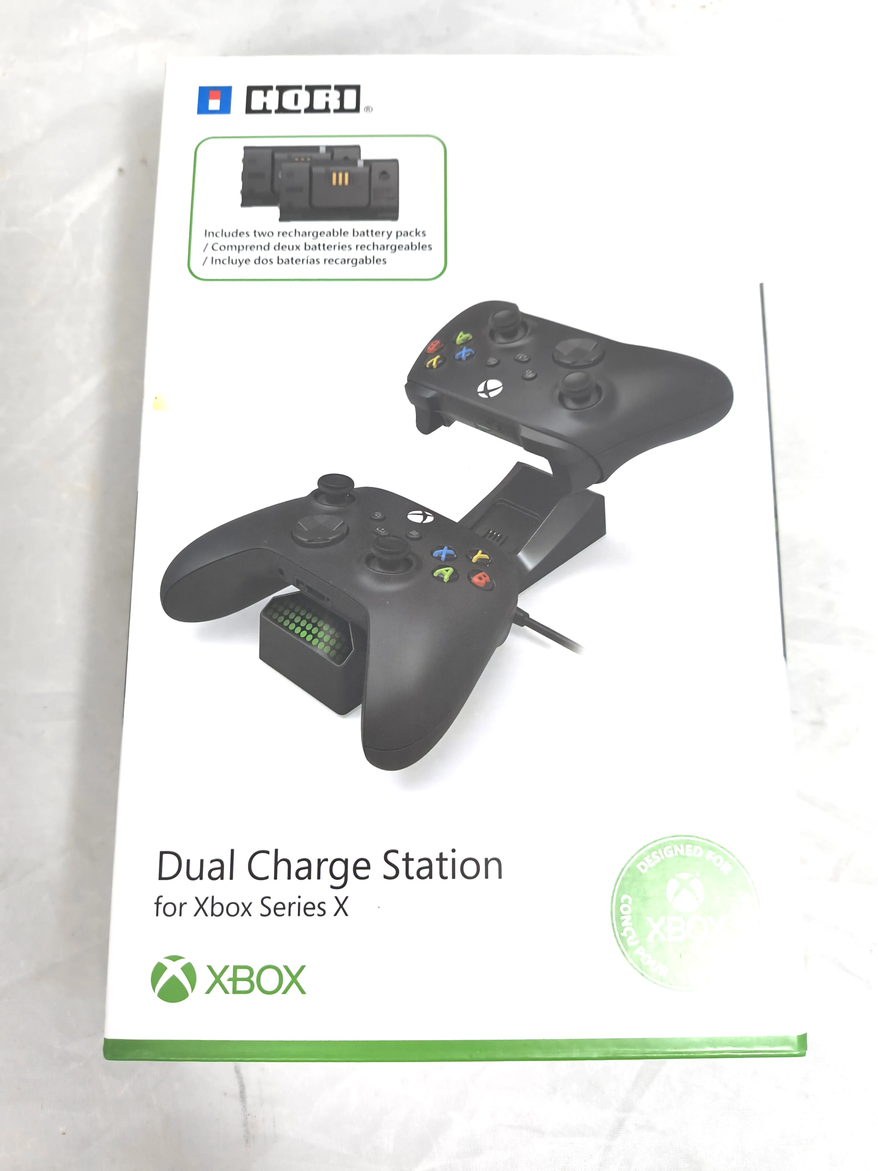 ladowarka-hori-dual-do-padow-xbox-series-ean-gtin-0810050910262