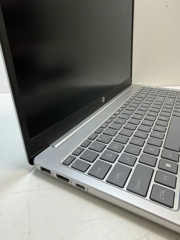 laptop-hp-15-fc0026nw-seria-procesora-4366-293001