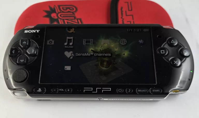 konsola-psp-3004-etui-zasilacz-karta-pamieci-stan-11323-2