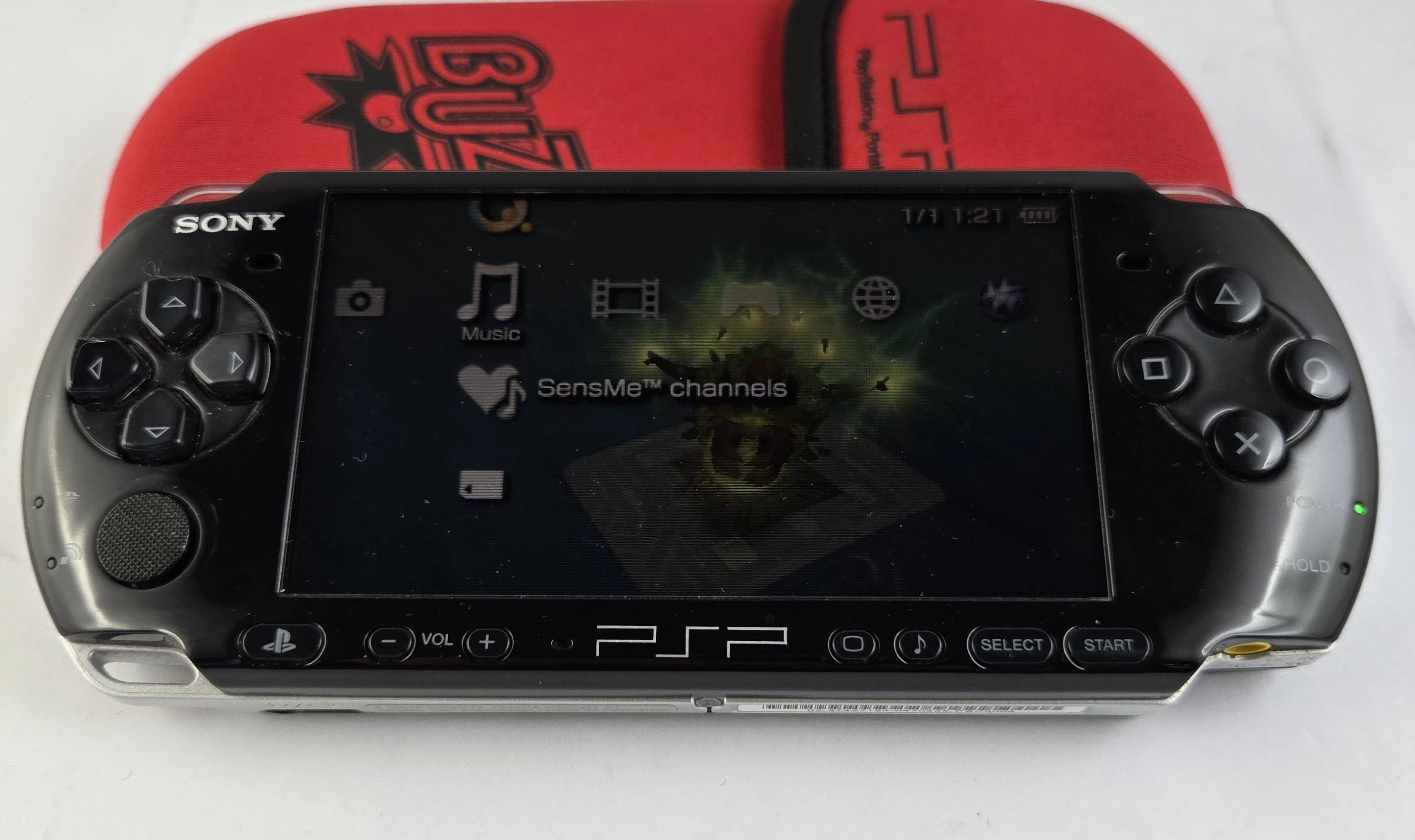 konsola-psp-3004-etui-zasilacz-karta-pamieci-stan-11323-2