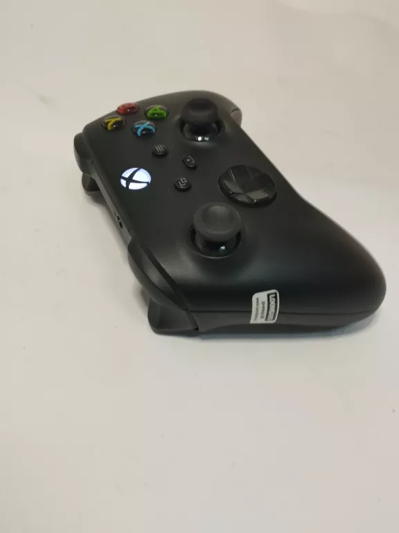 pad-xbox-series-sx-czarny-kompatybilne-platformy-210650-1