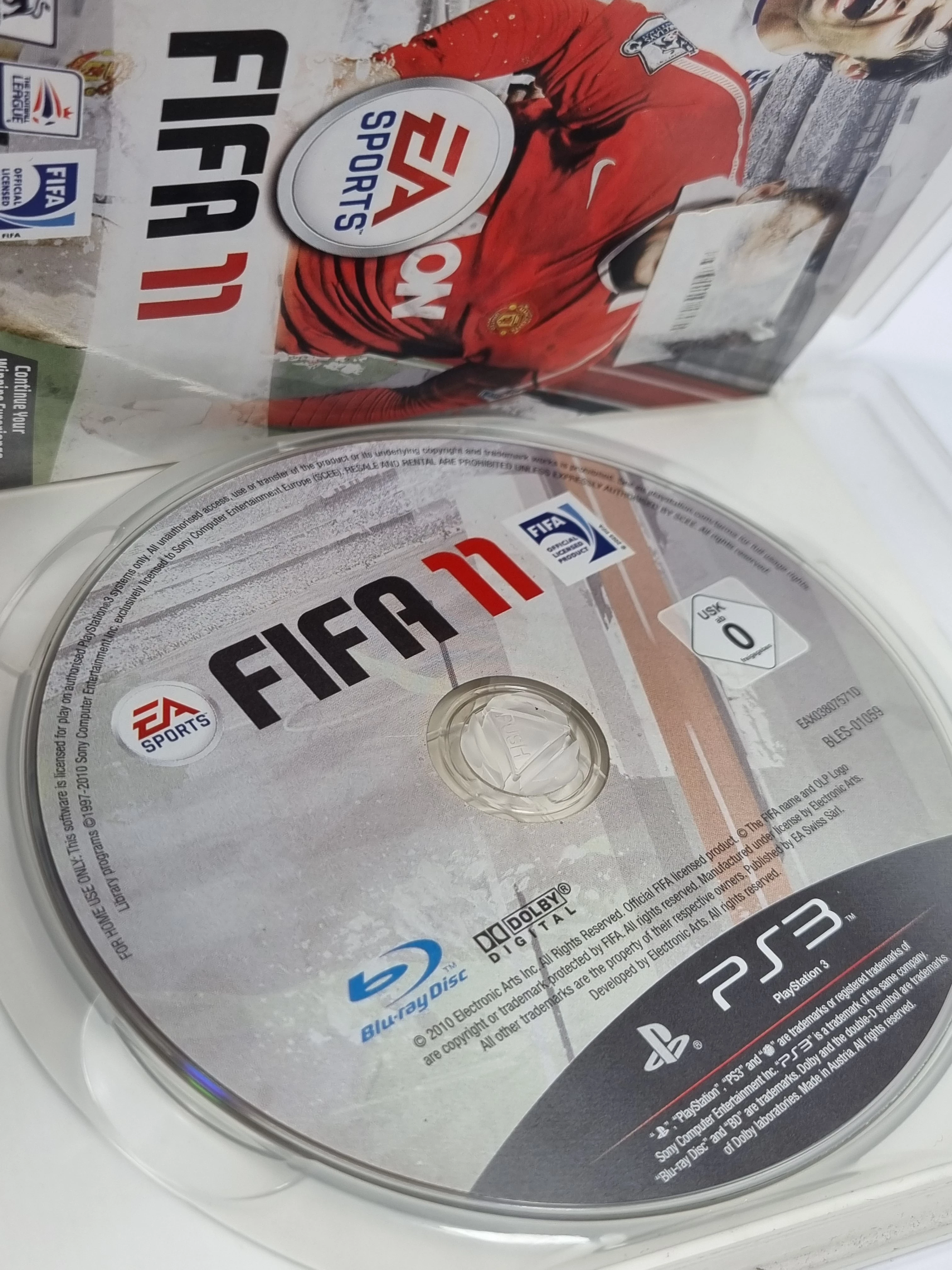 gra-na-ps3-fifa-11-stan-11323-2
