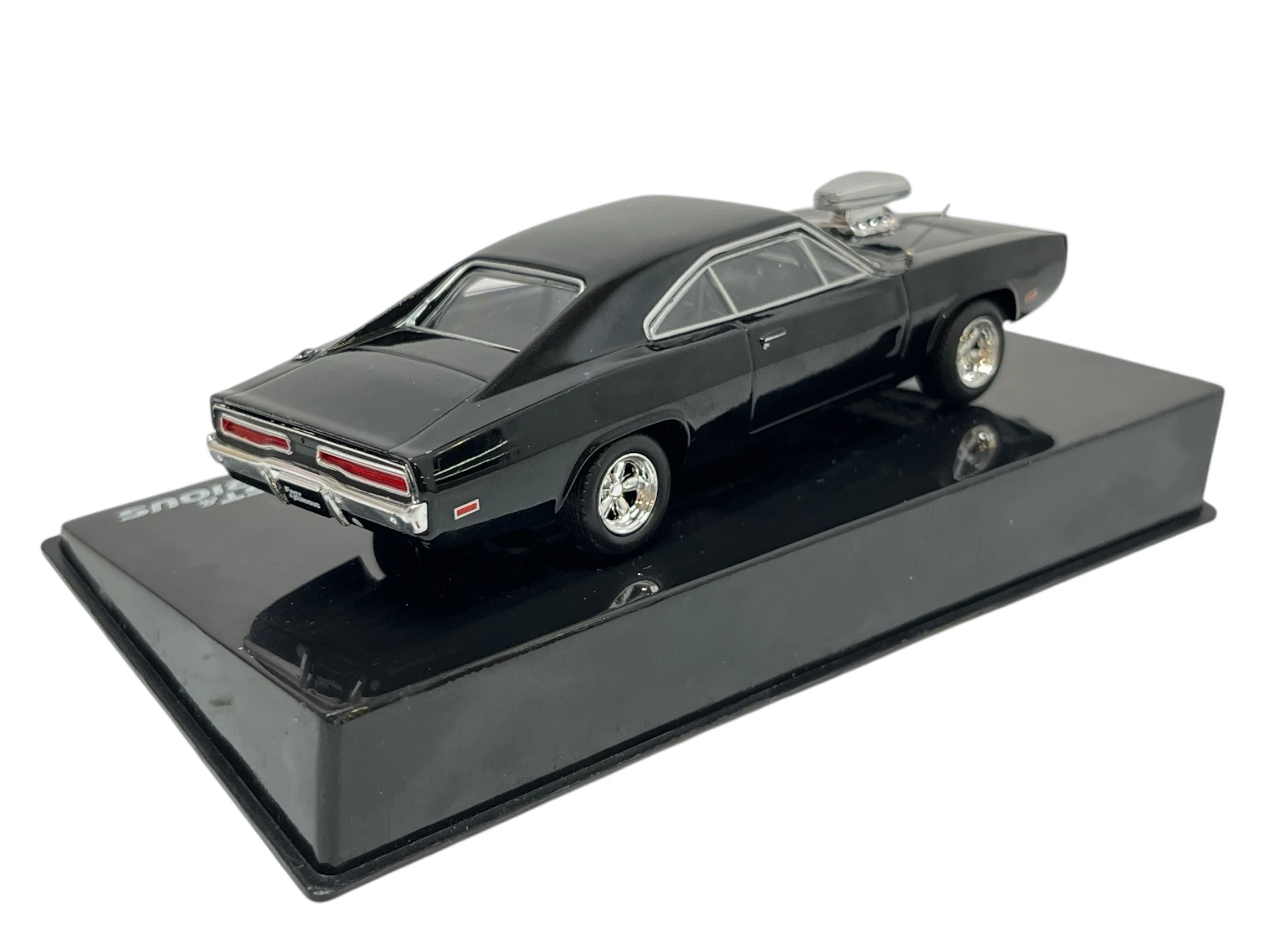 dodge-charger-rt-deagostini-model-kolekcjonerski-143-model-dodge-charger-rt