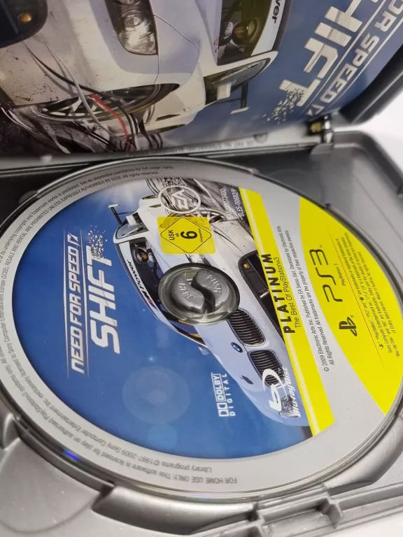 gra-na-ps3-need-for-speed-shift-stan-11323-2