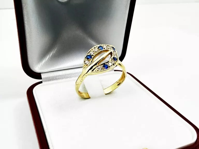 zloty-pierscionek-585-biale-i-niebieskie-cyrkonie-rozmiar-19-waga-260-stan-11323-2