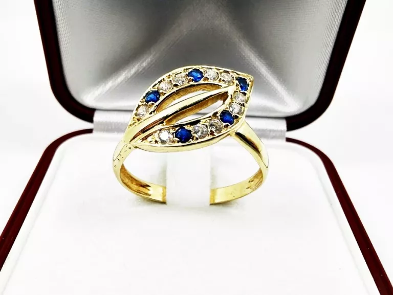 zloty-pierscionek-585-biale-i-niebieskie-cyrkonie-rozmiar-19-waga-260-krzywoustego-324-wroclaw