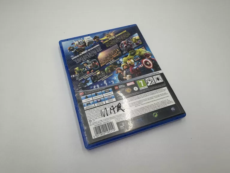 lego-marvel-avengers-playstation-4-stan-11323-2