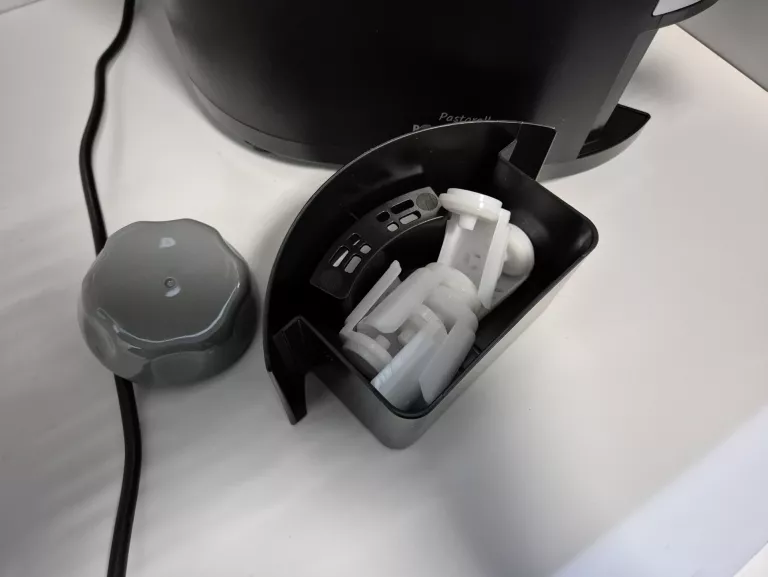 pastarella-maszynka-do-makaronu-czarny-6-programow-rommelsbacher-pm-220-product-id-84842dde-3fae-4f73-bdbf-a87dc5fc7048