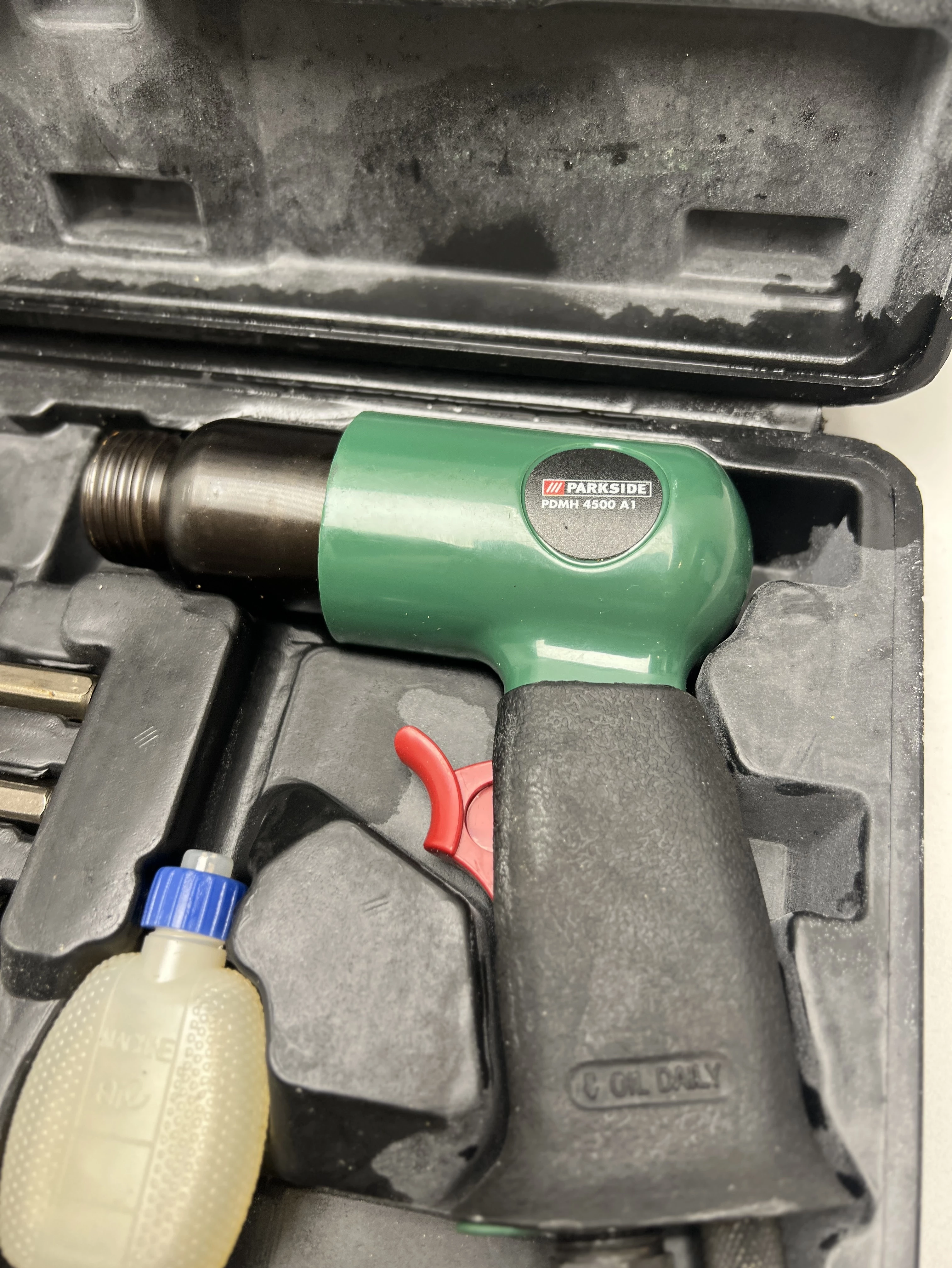 mlot-pneumatyczny-parkside-pdmh-4500-a1-stan-11323-2