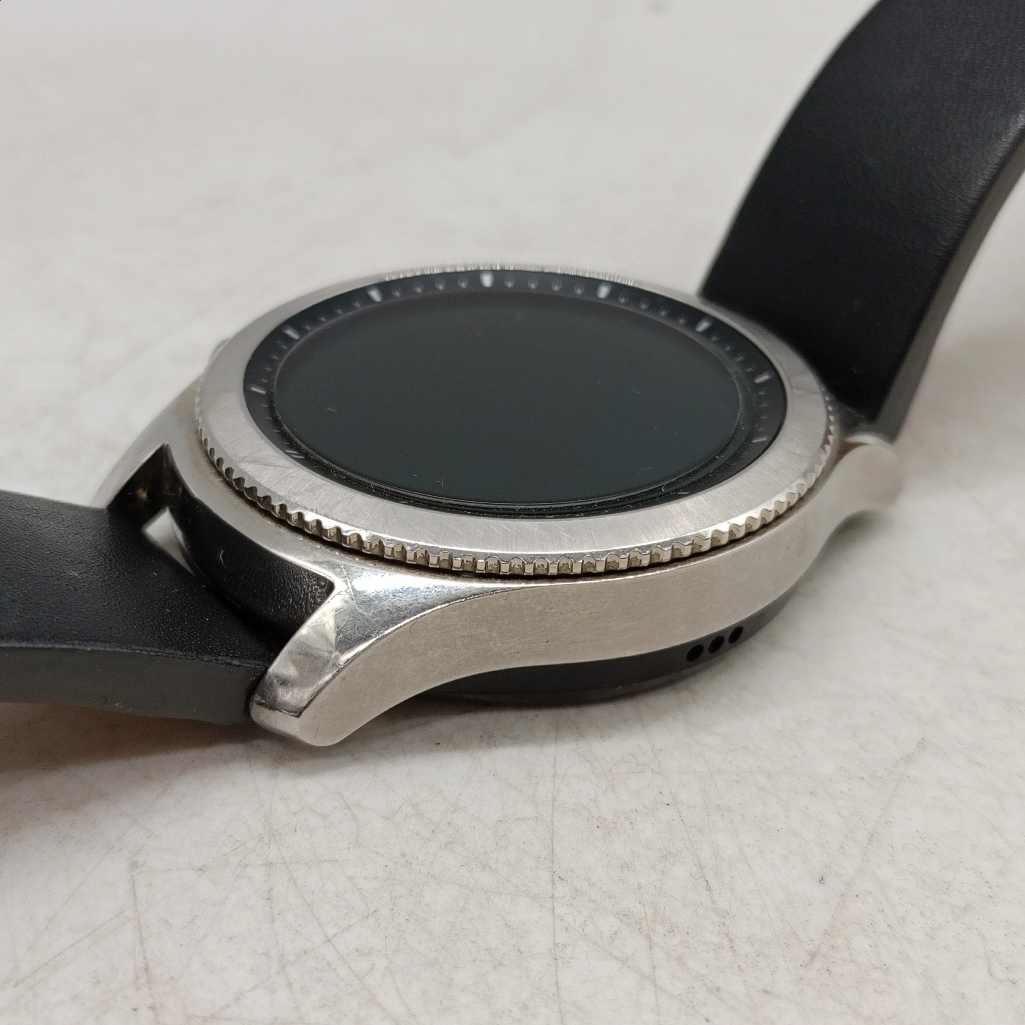 smartwatch-samsung-gear-s3-classic-akcesoria-rodzaj-231461-360429