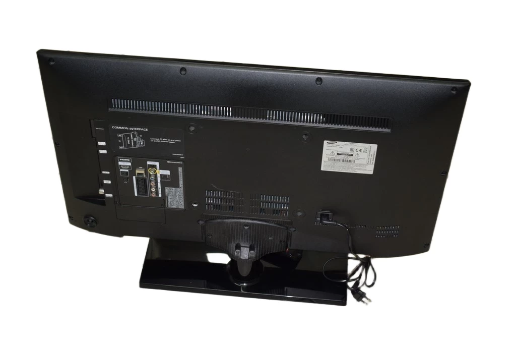 telewizor-samsung-32-cale-full-hd-smart-tv-ladny-stan-kod-producenta-ue32f5300aw