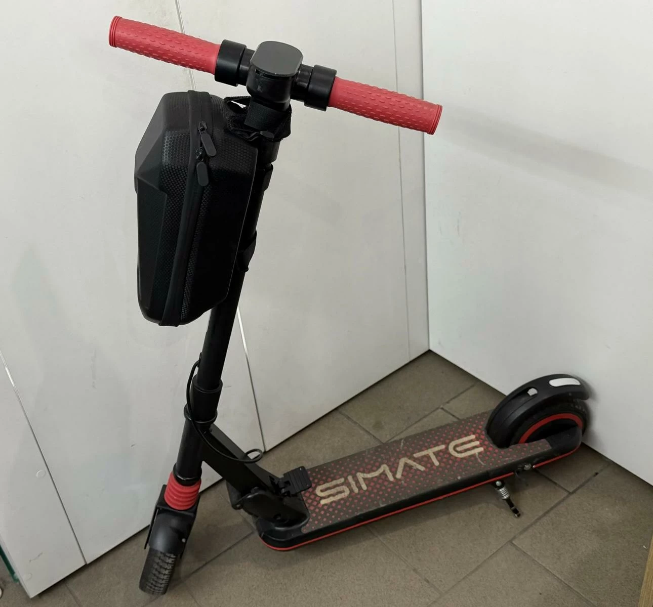 hulajnoga-elektryczna-dziecieca-simate-s5-ladowarka-stary-rynek-9-sroda-wlkp