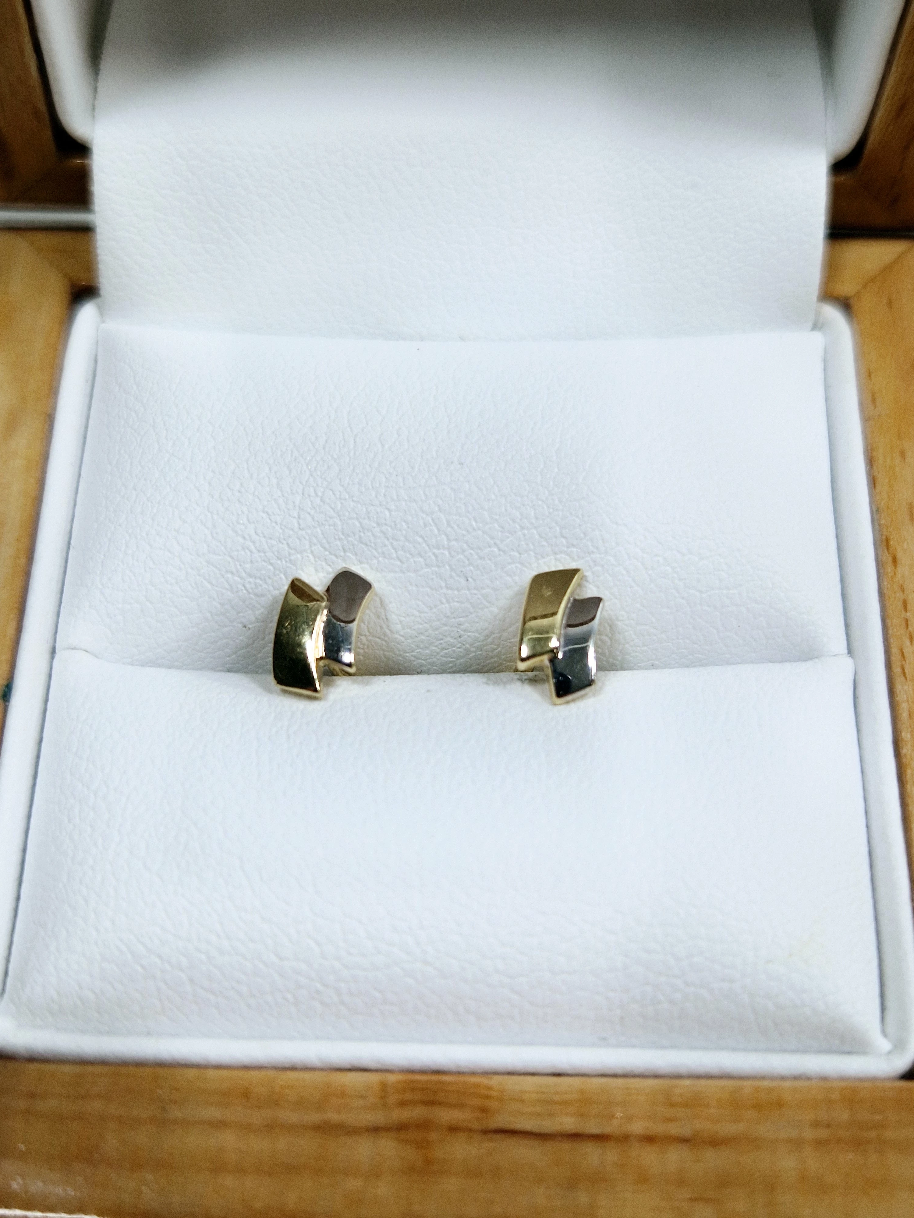 zlote-kolczyki-585-091g-dabrowskiego-80-poznan-ska